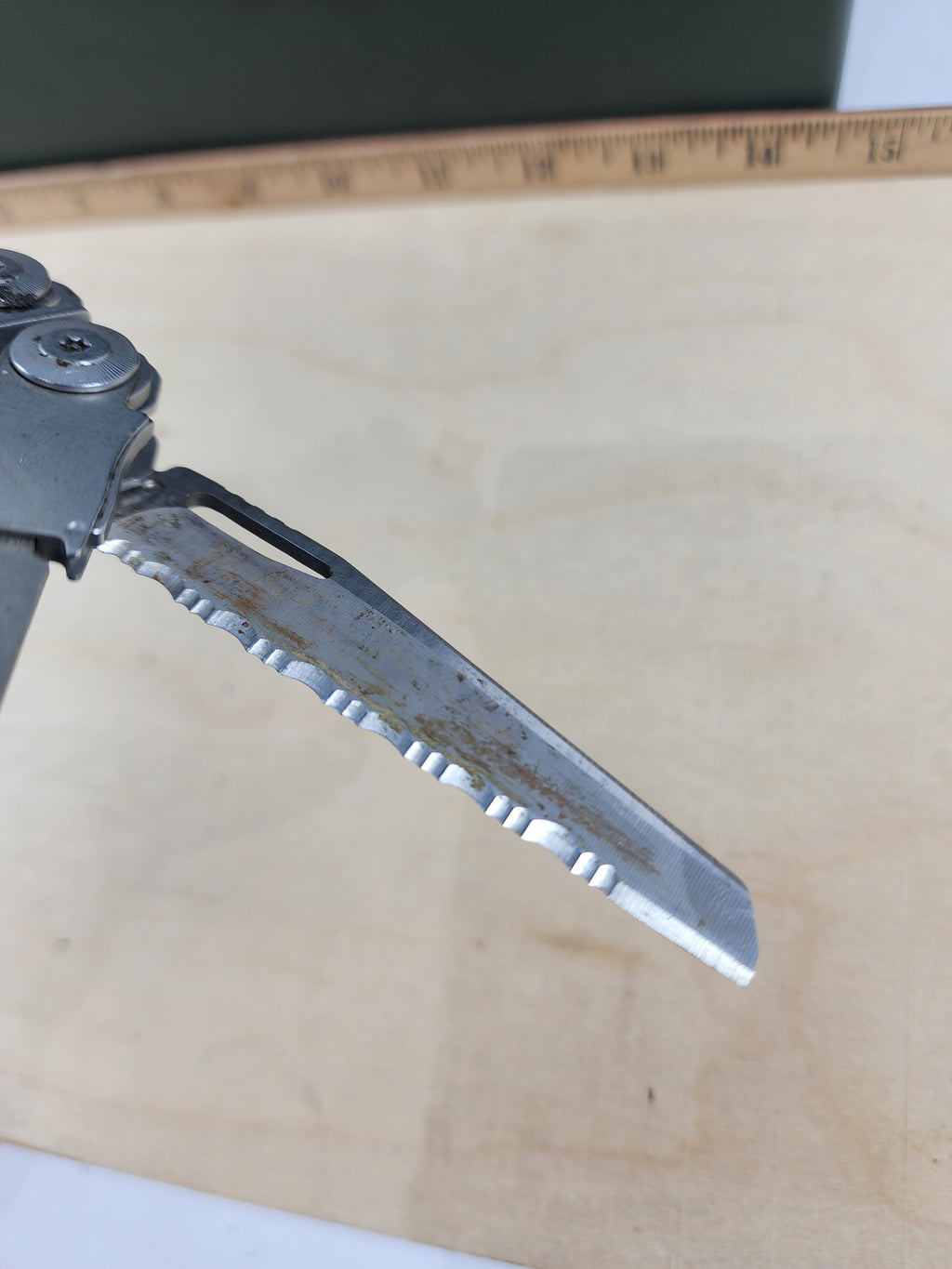 Leatherman Surge #-116 Dirty, knife dings, bit missing