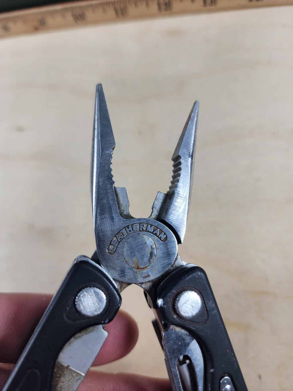 Leatherman Charge #-121 Very dirty, spots of rust