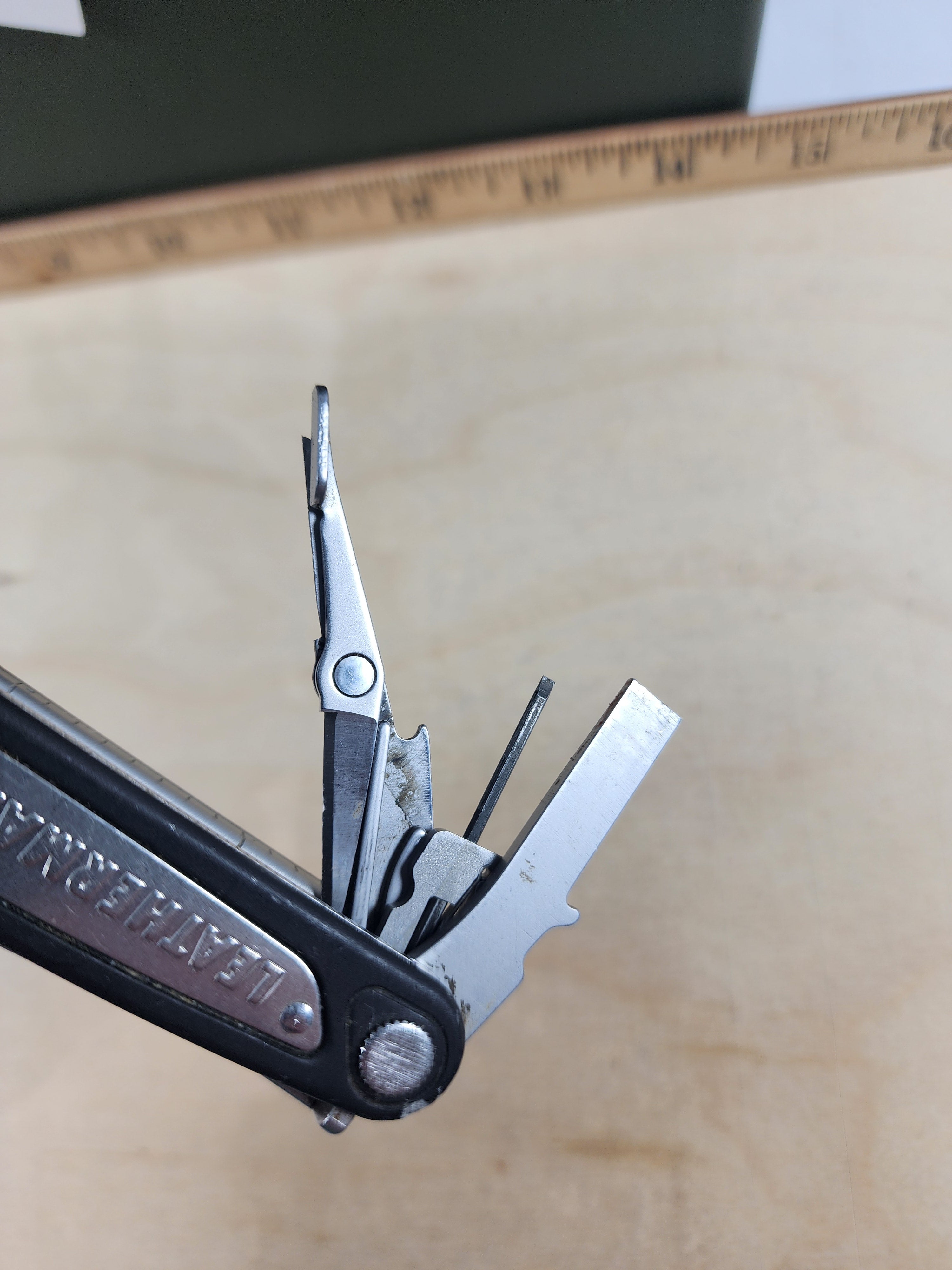 Leatherman Charge #-121 Very dirty, spots of rust
