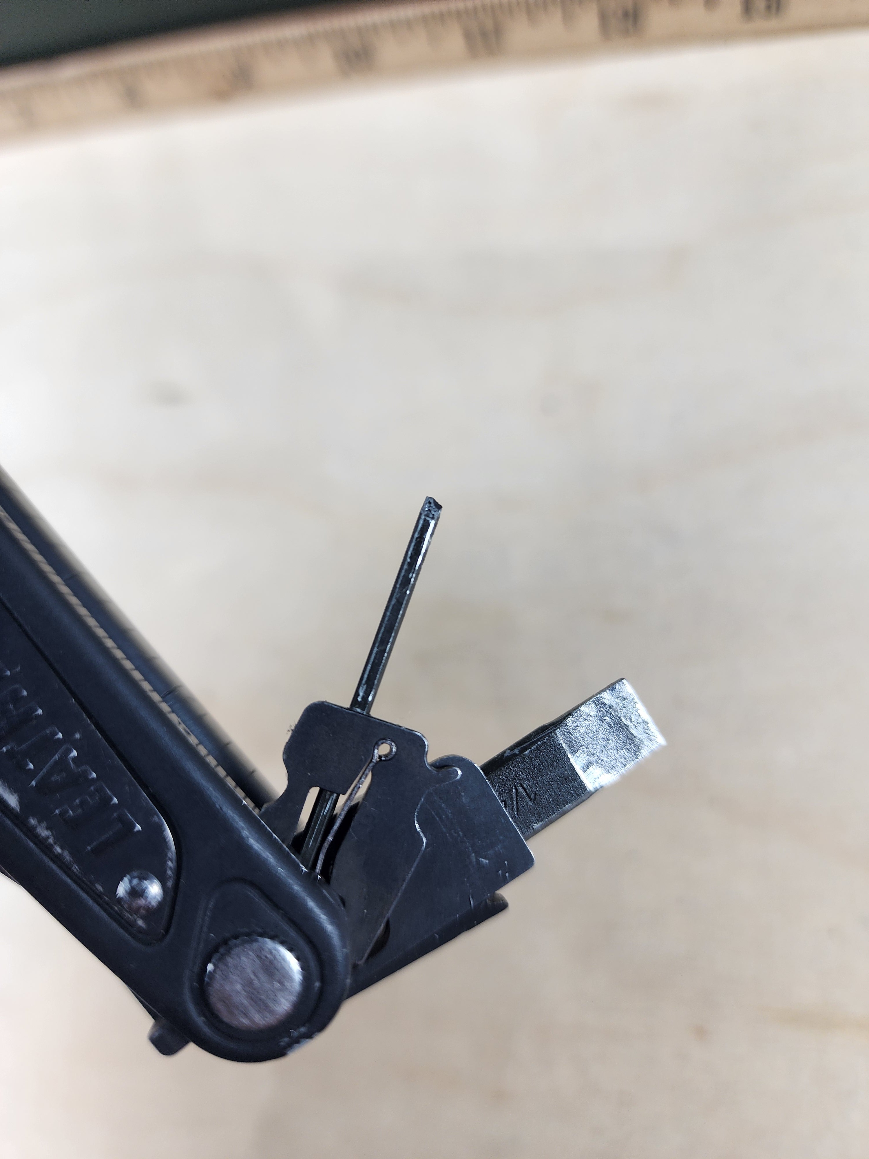 Leatherman Charge #-122 Light usage, dirty, knife and screw driver chipped