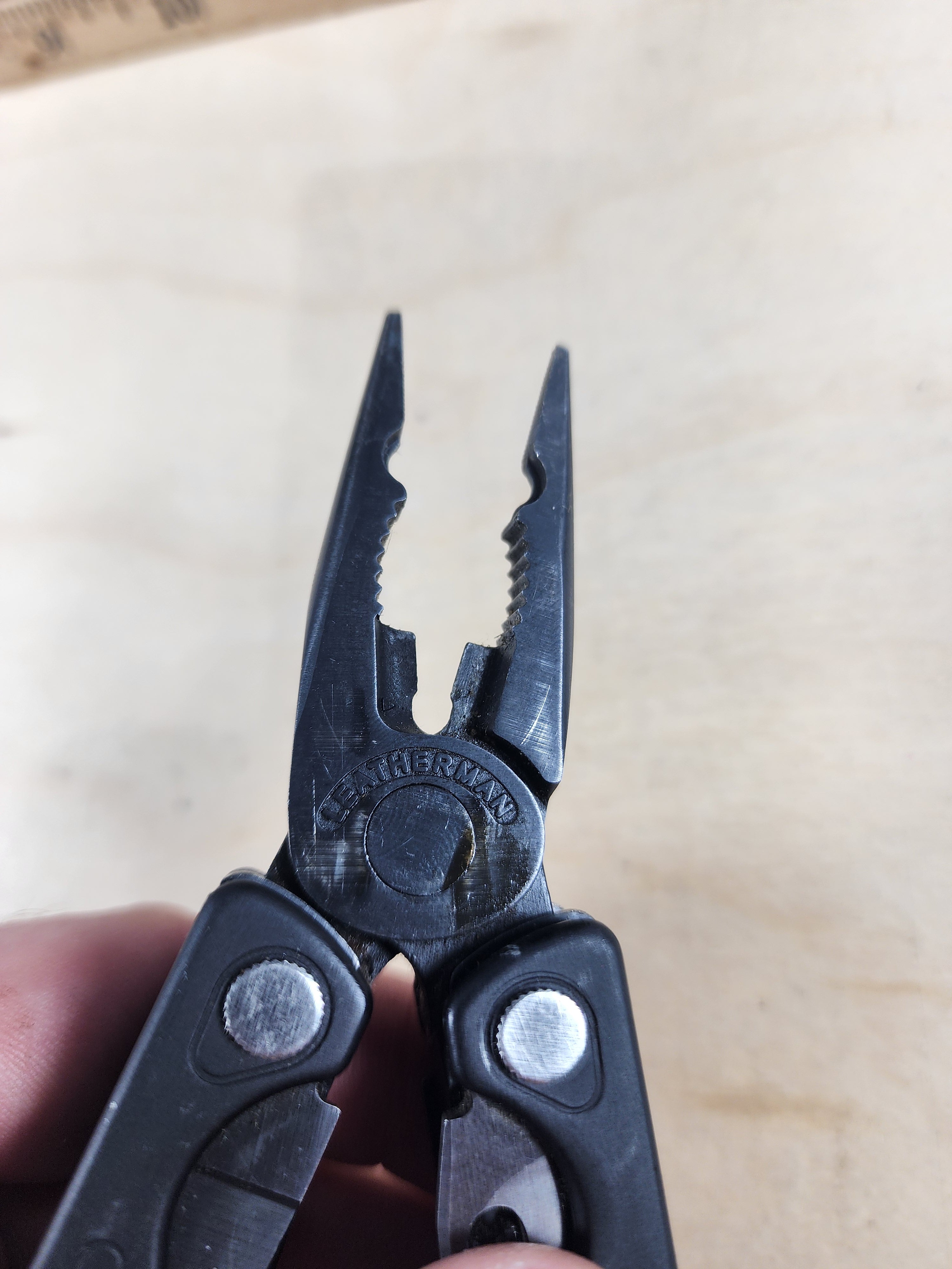 Leatherman Charge #-122 Light usage, dirty, knife and screw driver chipped