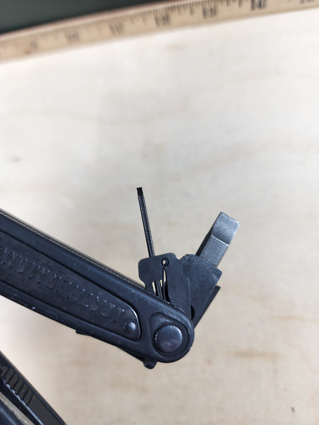 Leatherman Charge #-123 Light usage, dirty