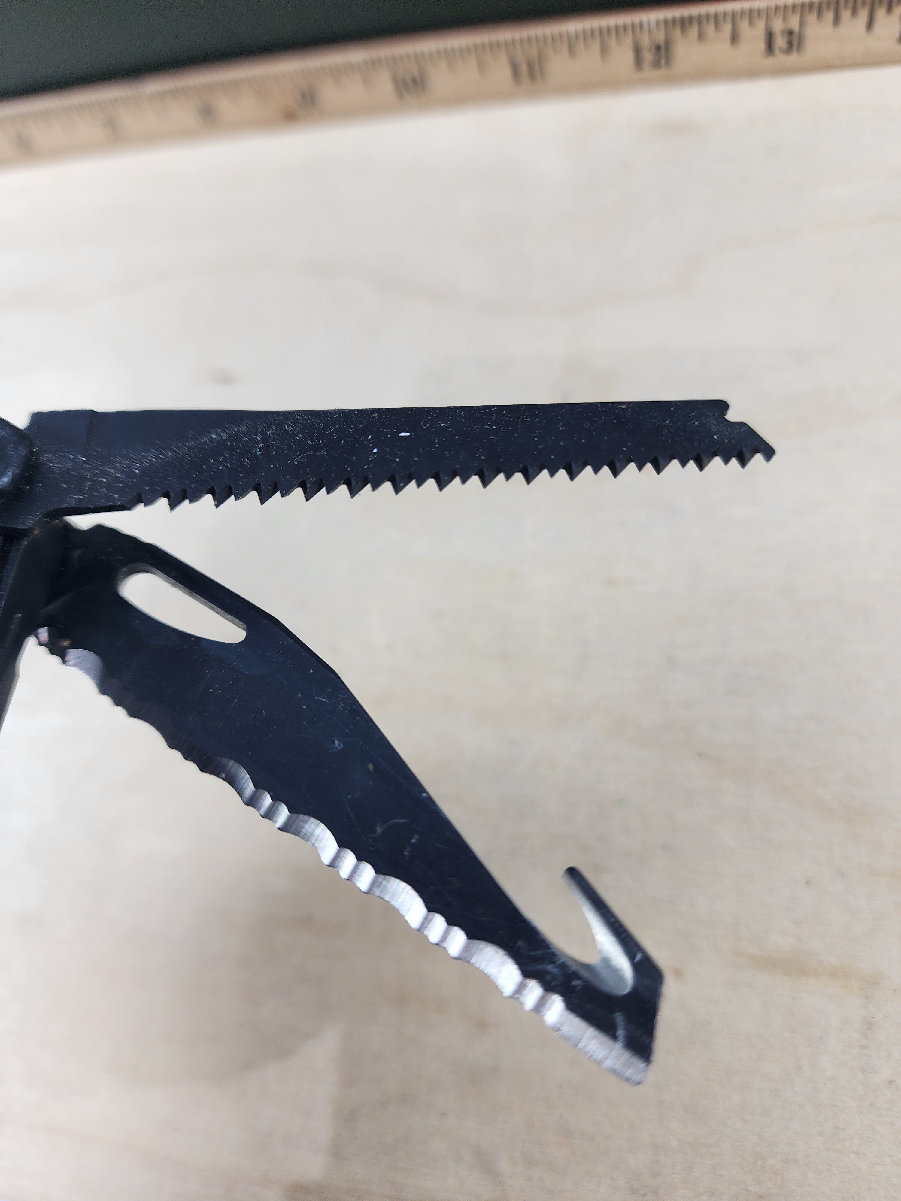 Leatherman Charge #-123 Light usage, dirty