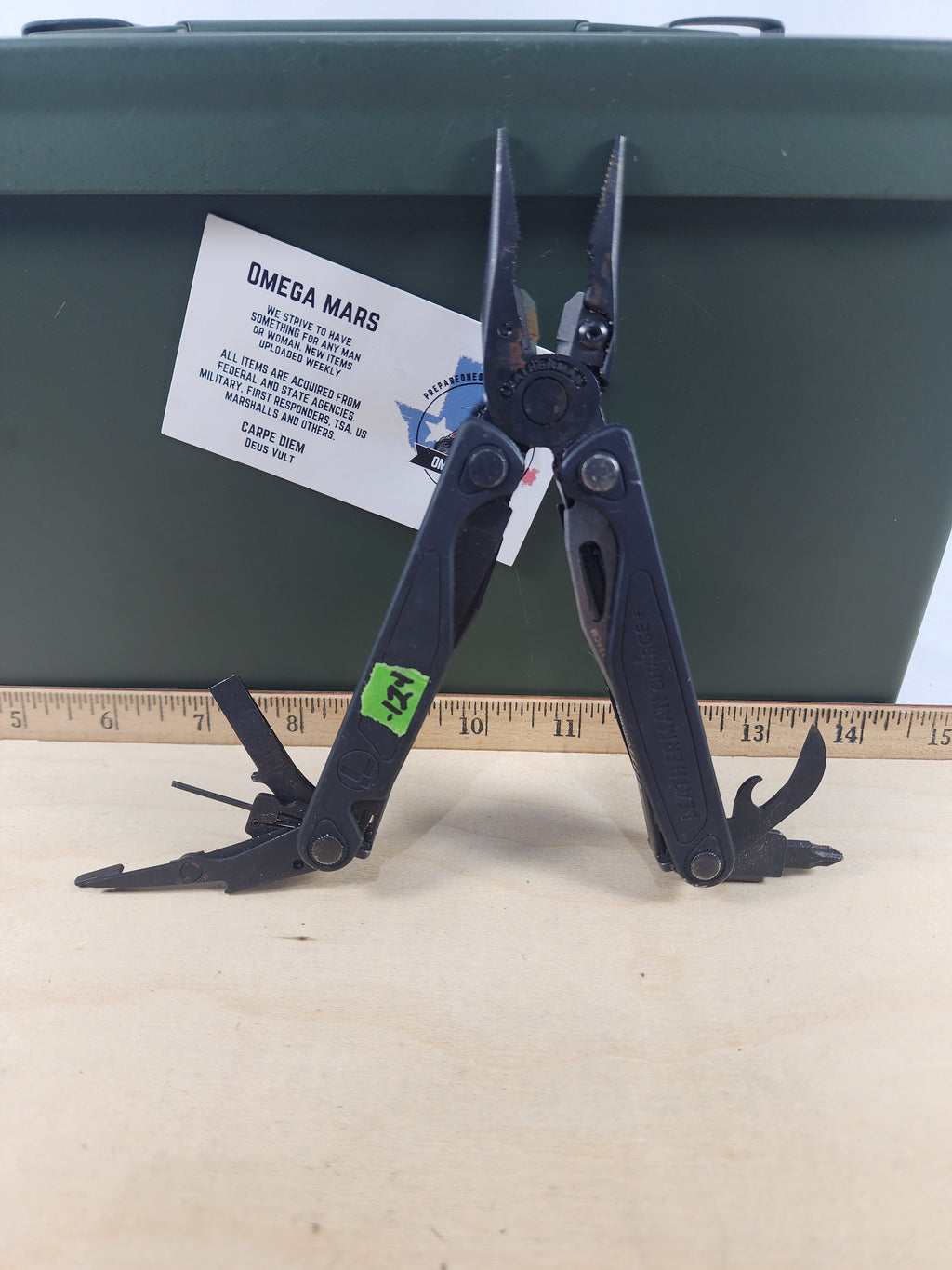 Leatherman Charge + #=-124 Light usage, dirty, rust spots