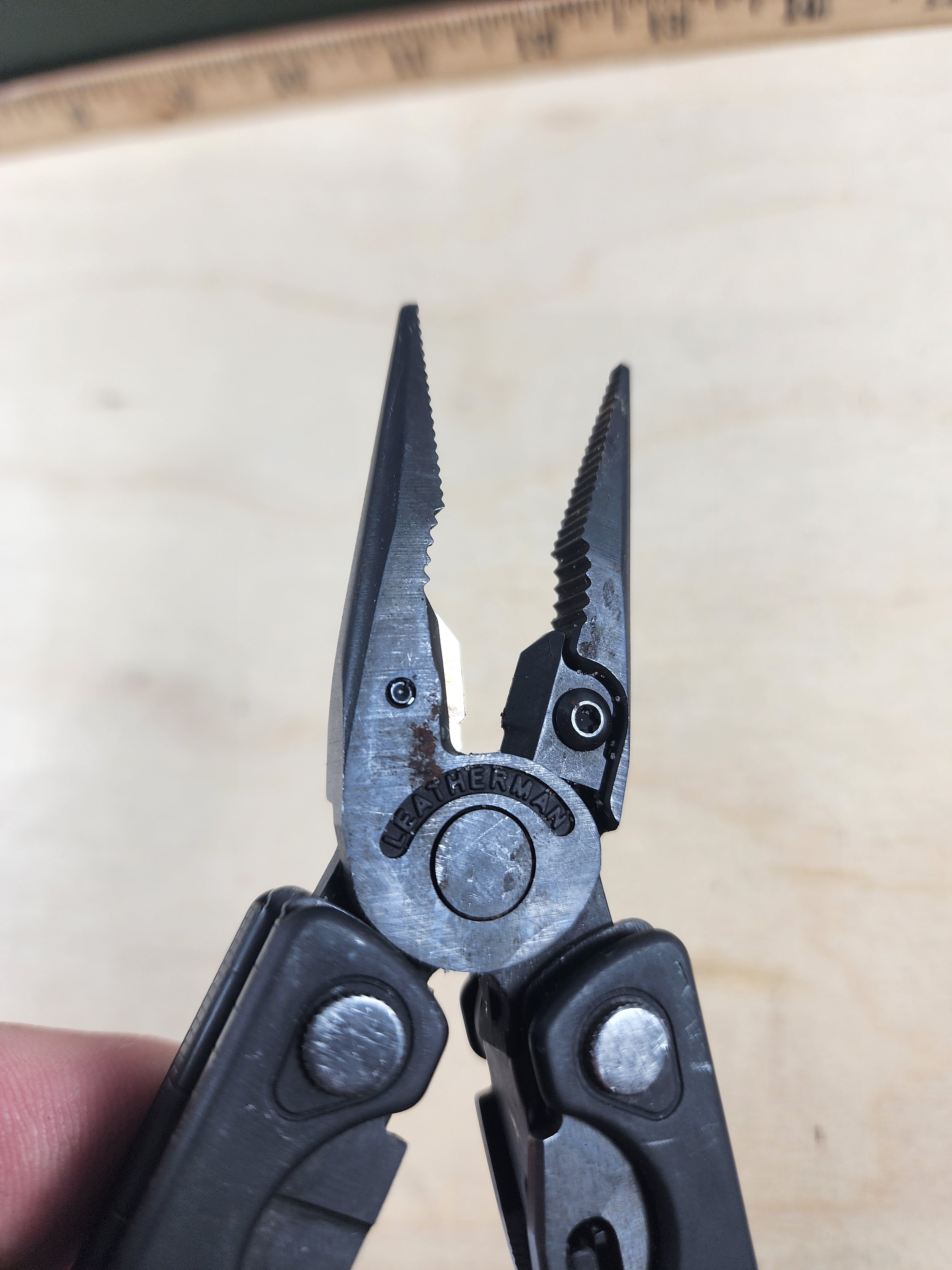 Leatherman Charge + #=-124 Light usage, dirty, rust spots