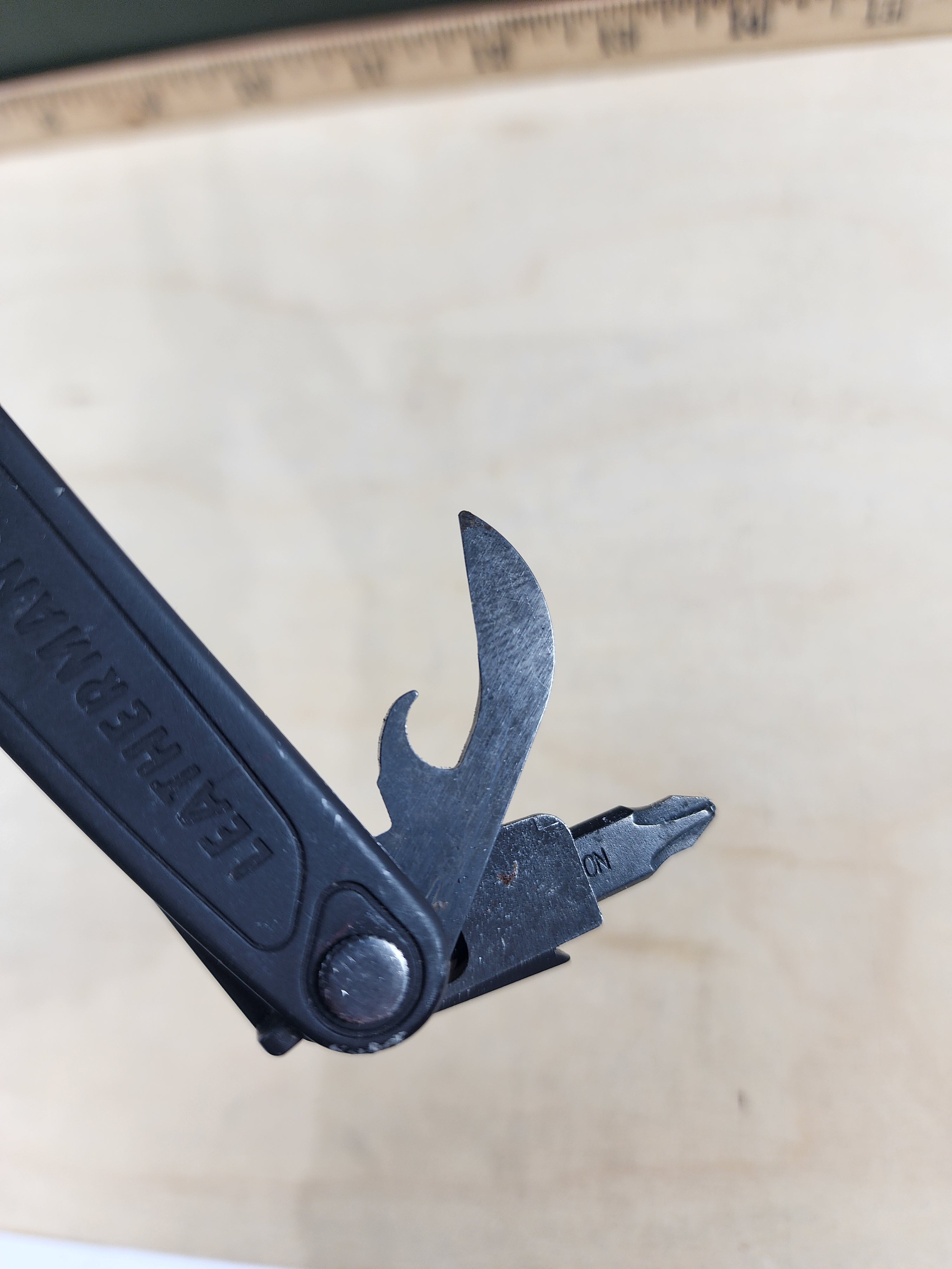 Leatherman Charge + #=-124 Light usage, dirty, rust spots