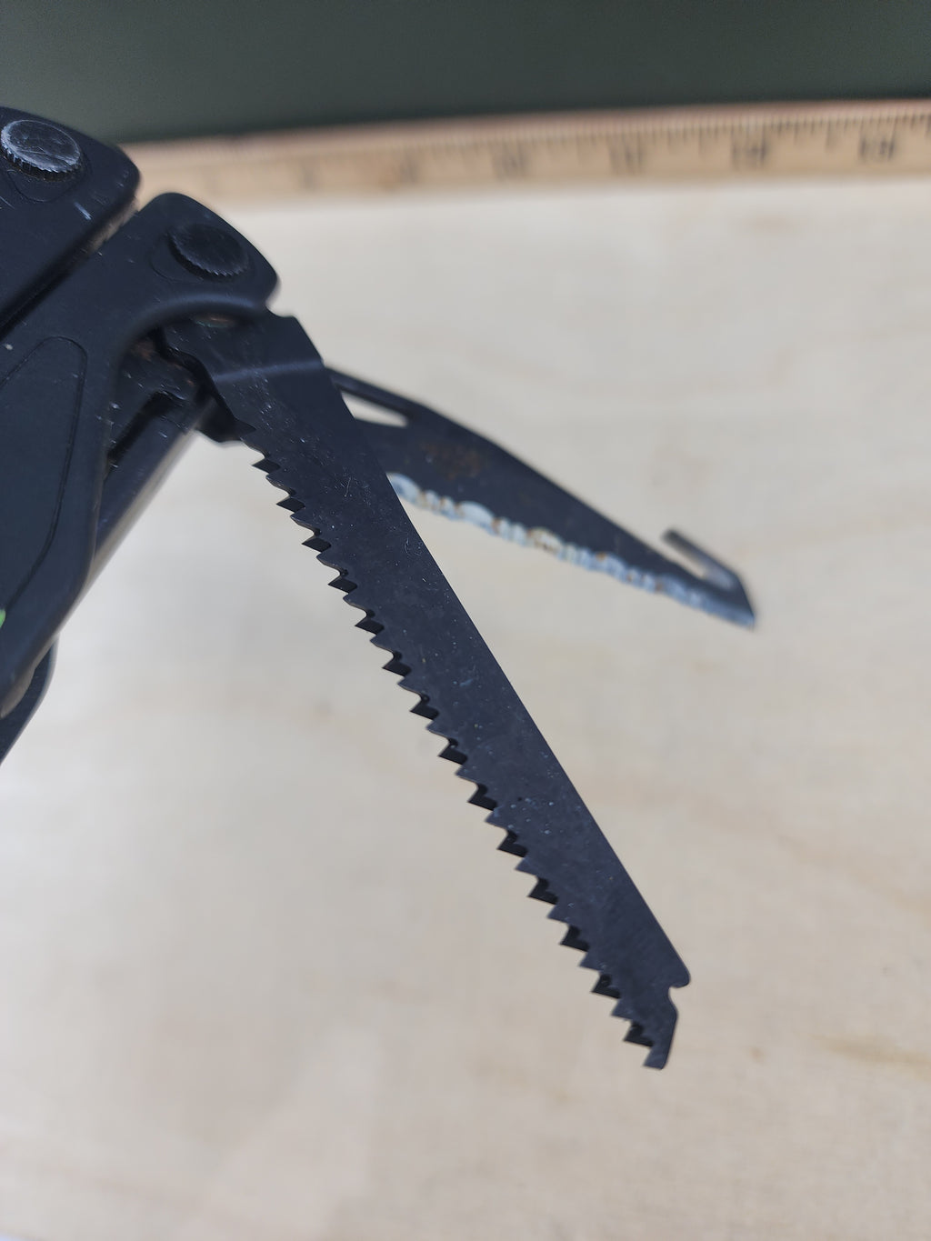 Leatherman Charge + #=-124 Light usage, dirty, rust spots