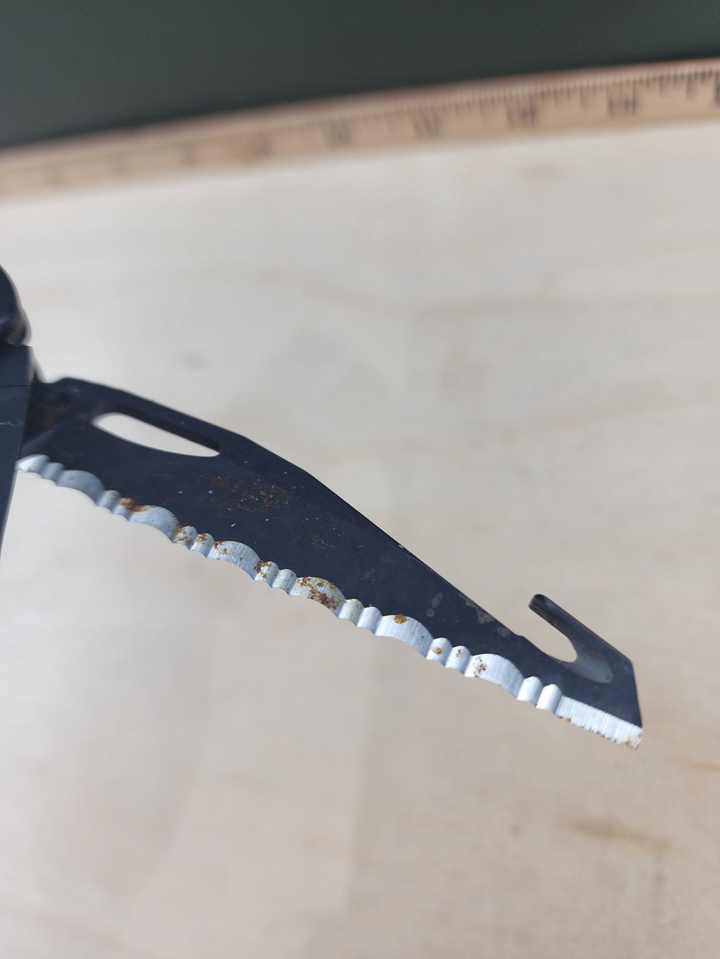 Leatherman Charge + #=-124 Light usage, dirty, rust spots