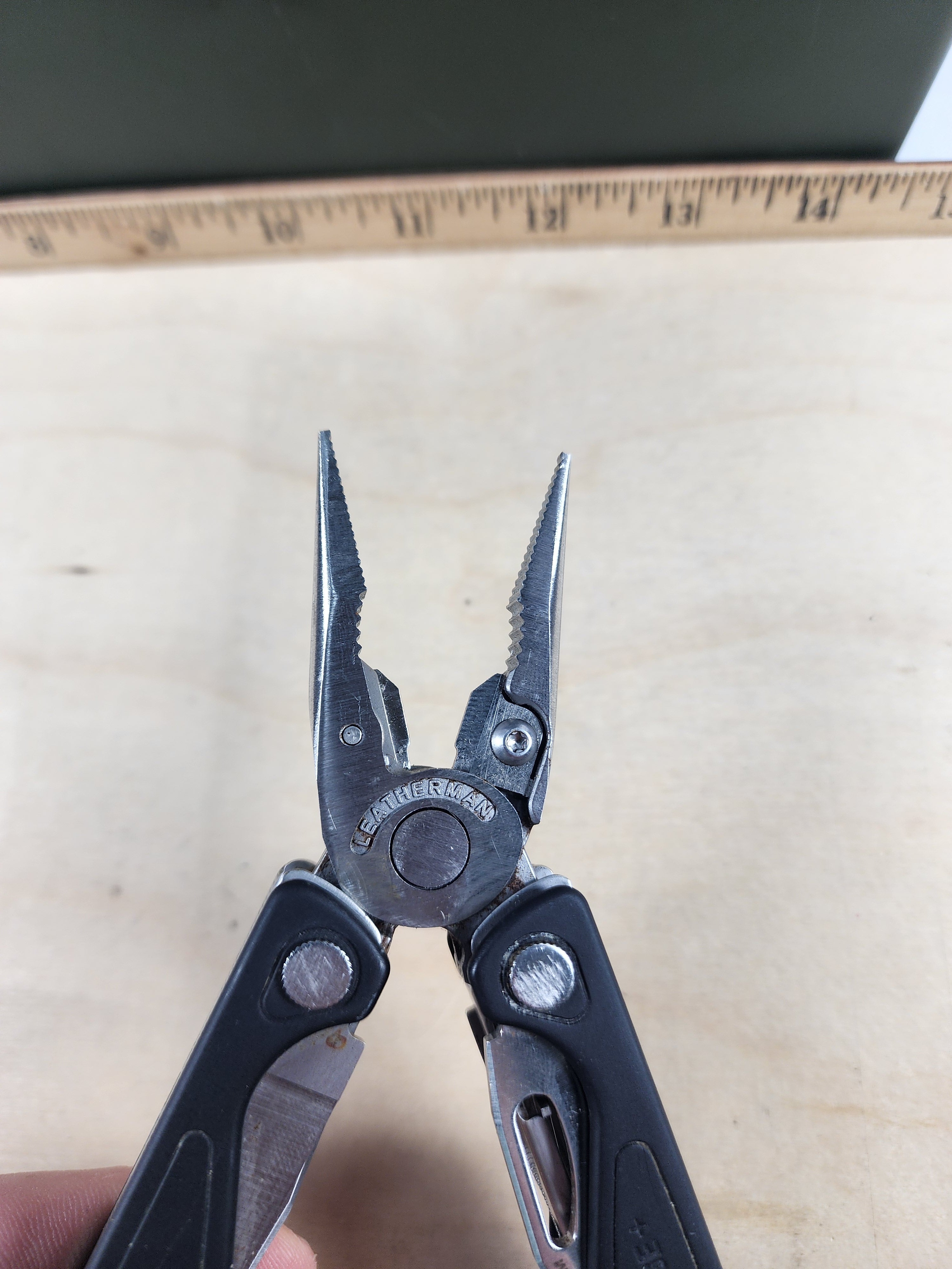 Leatherman Charge + #=-126 Light usage, dirty, rust spots