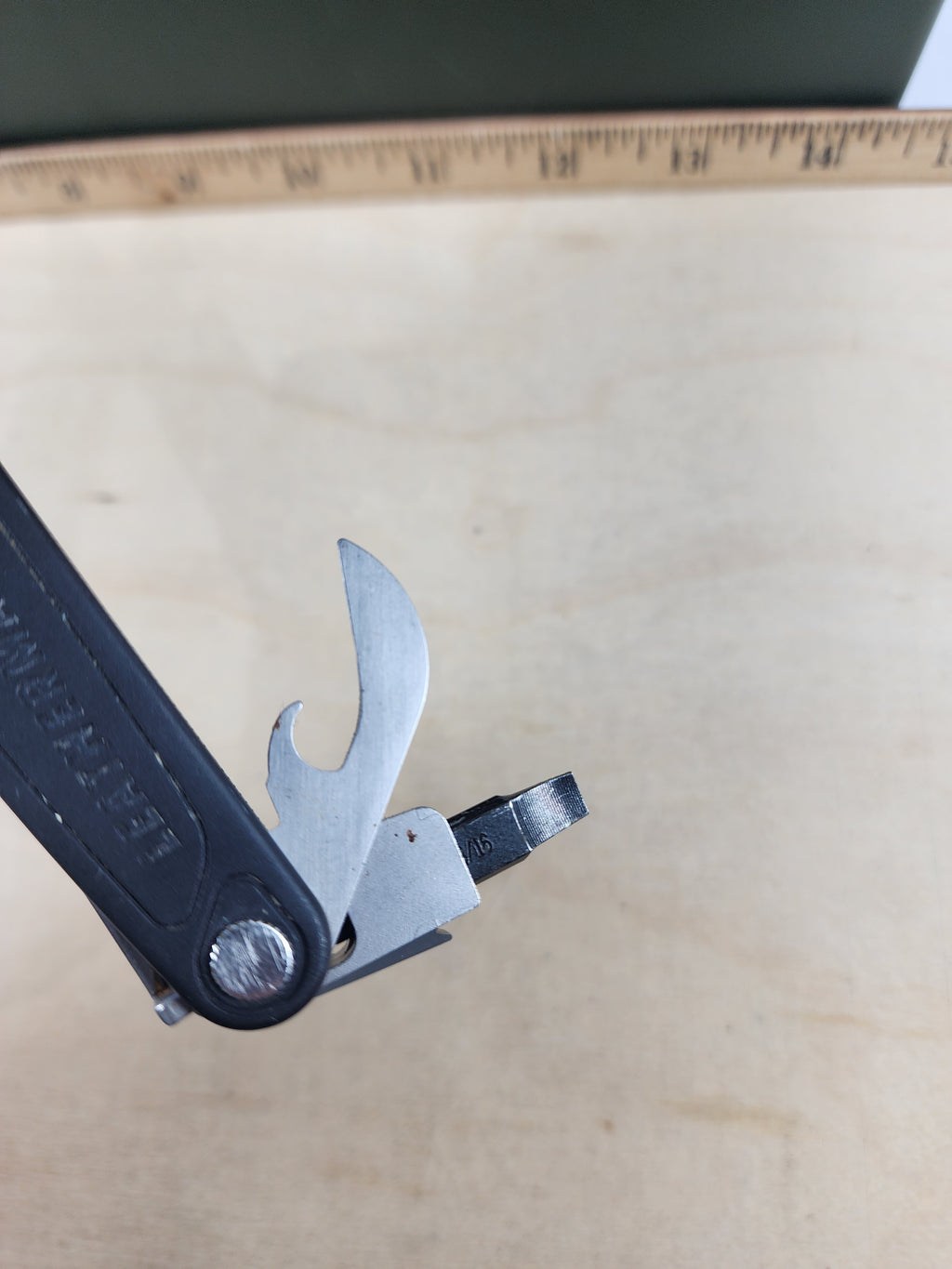 Leatherman Charge + #=-126 Light usage, dirty, rust spots