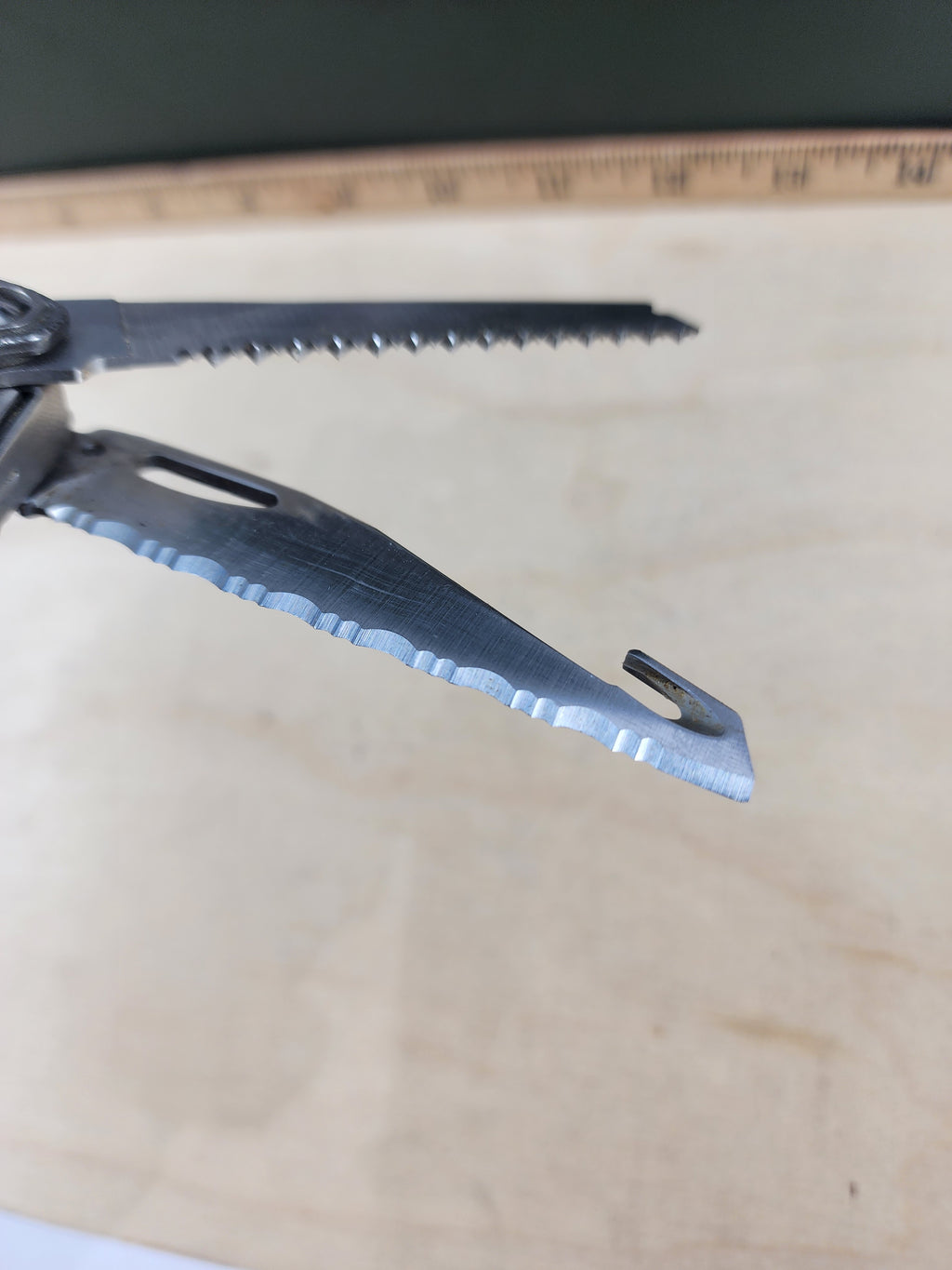 Leatherman Charge + TTi #=-128 Light usage, dirty