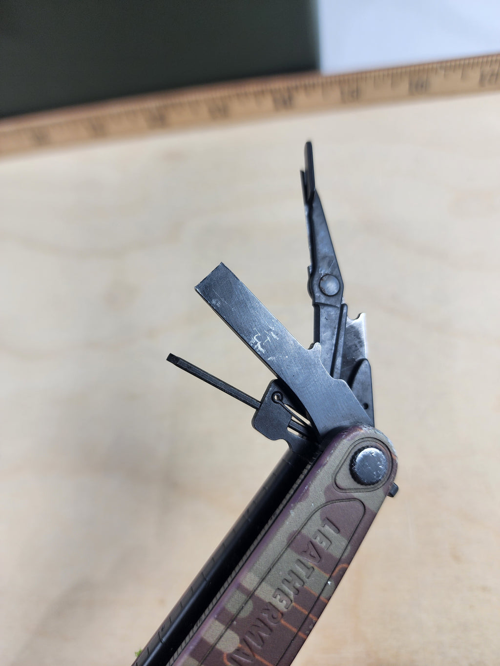 Leatherman Charge Plus #=-130 Woodland Camo - Limited edition, light usage.