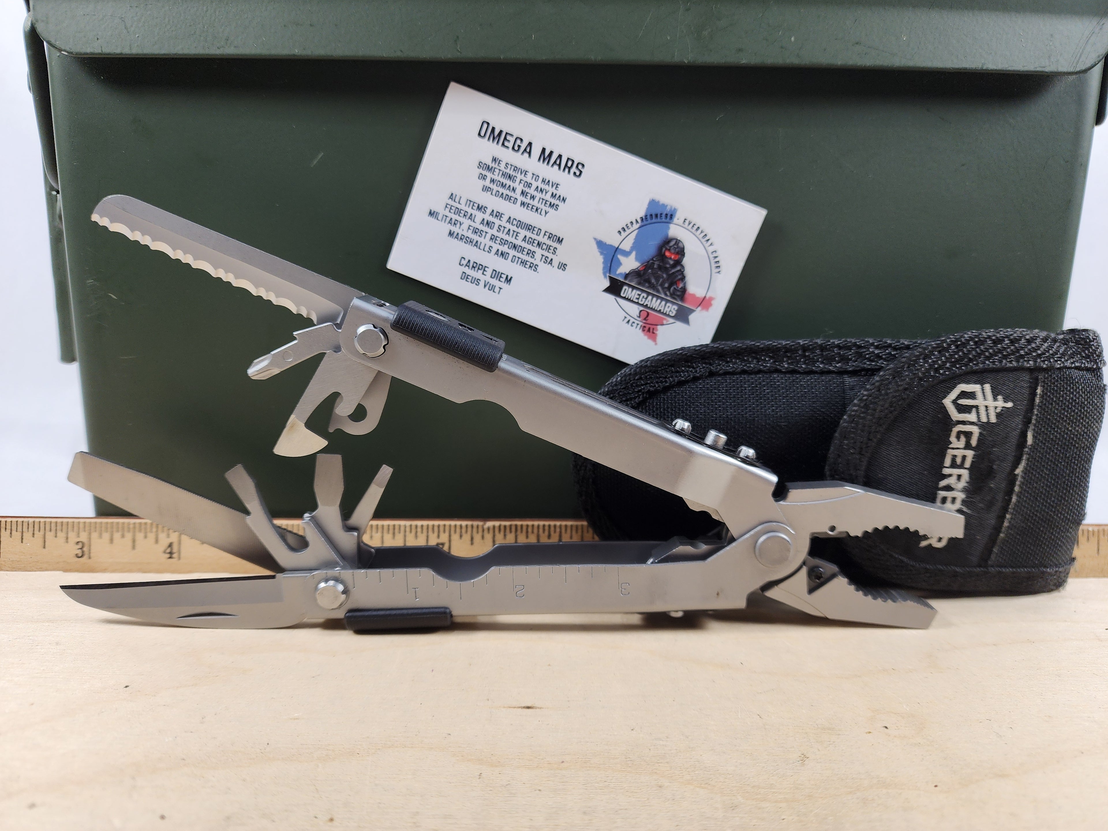 Gerber Multi-Plier 600 - Stainless/Black Blunt nose (MSRP $124.99)