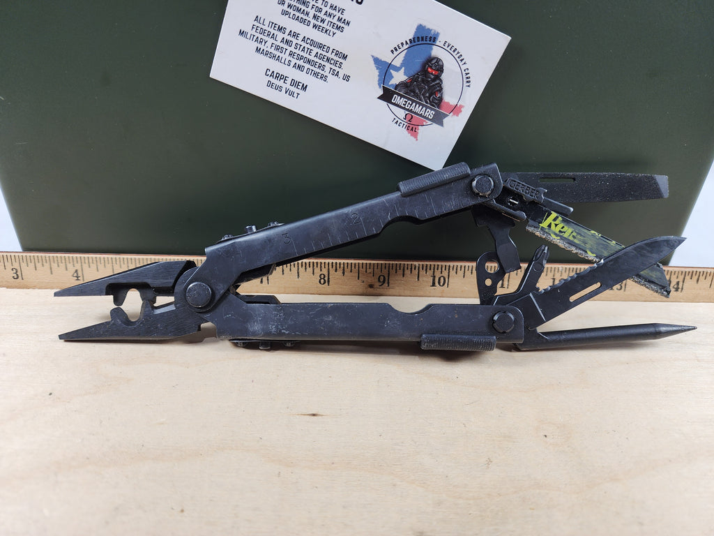 Gerber 600 Multi-Plier D.E.T. Multi Tool MP 600 DET