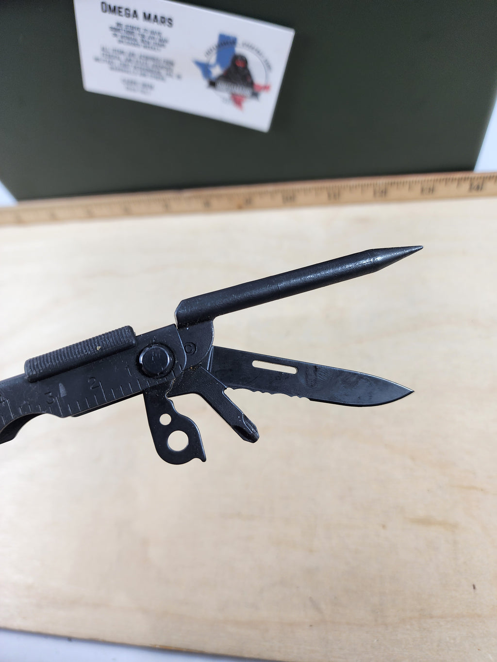 Gerber 600 Multi-Plier D.E.T. Multi Tool MP 600 DET