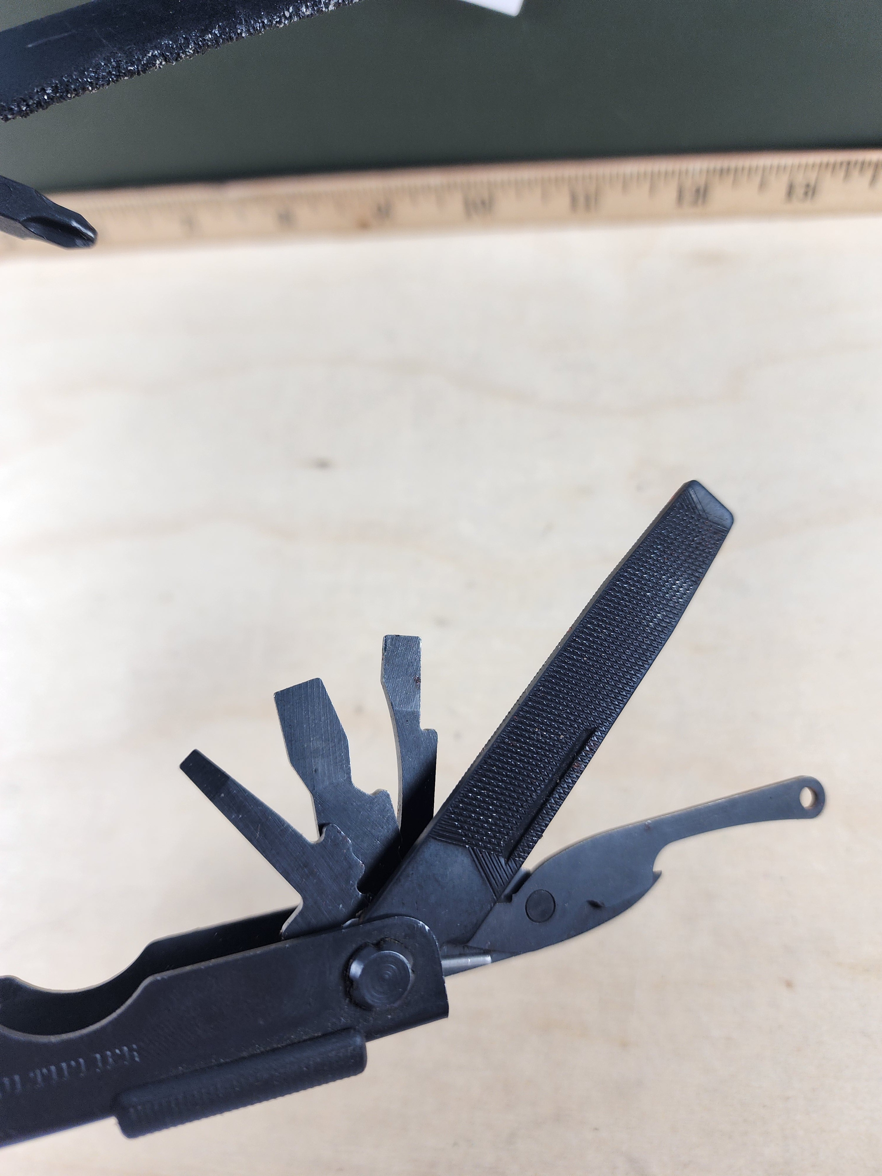 Gerber MP600 Bladeless Multi-Plier Black (MSRP 129.99)