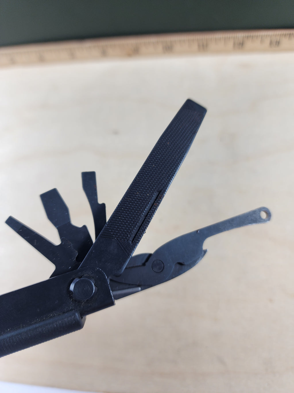 Gerber MP600 Bladeless Multi-Plier Black (MSRP 129.99)