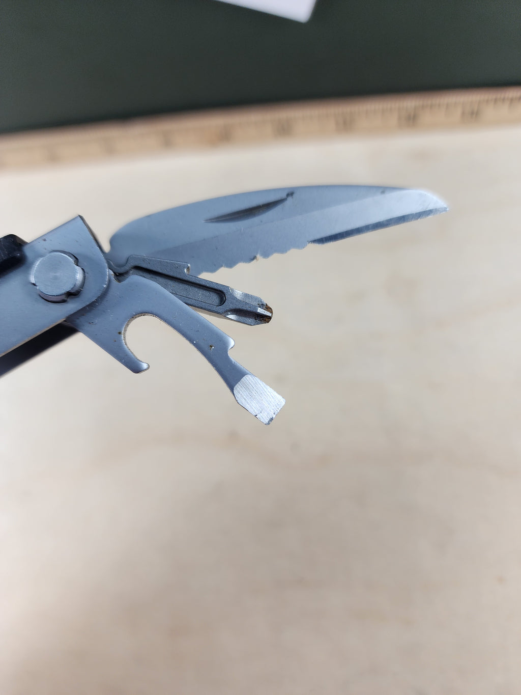 Gerber Compact Sport Multi-Plier 400