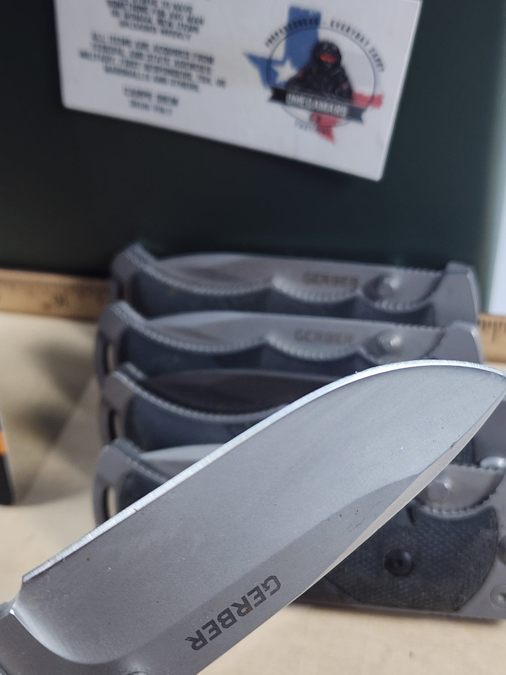 Gerber Freeman Guide Folder - Light Usage - Brand New
