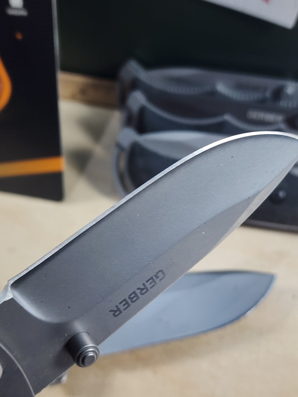 Gerber Freeman Guide Folder - Light Usage - Brand New