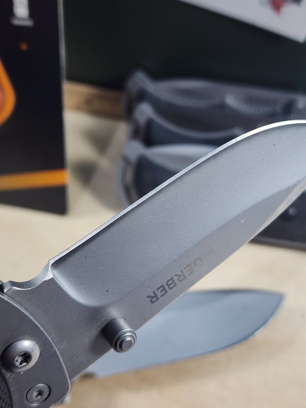 Gerber Freeman Guide Folder - Light Usage - Brand New