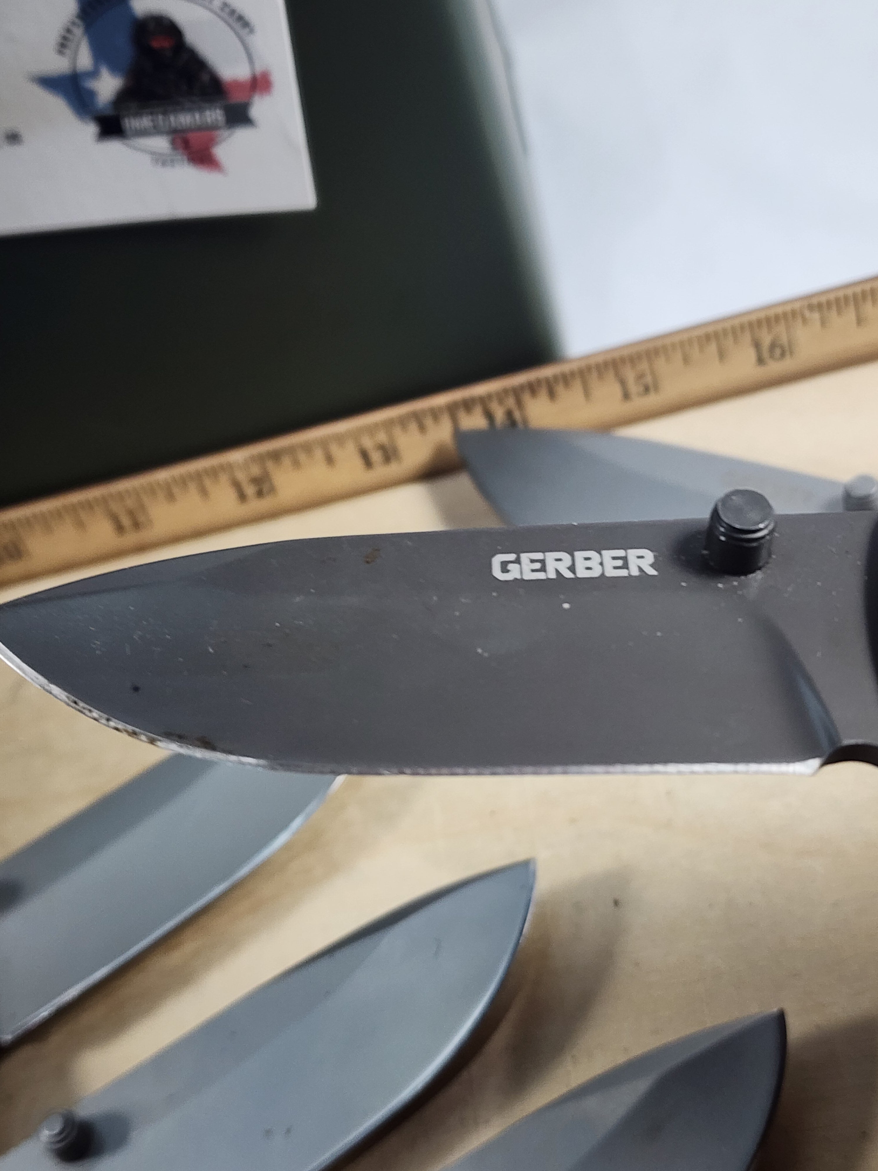 Gerber Freeman Guide Folder - Light Usage - Brand New