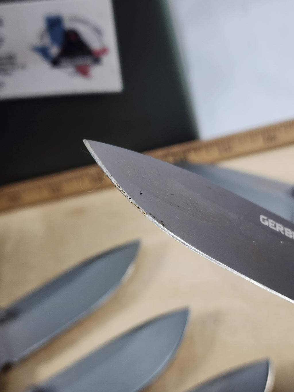 Gerber Freeman Guide Folder - Light Usage - Brand New