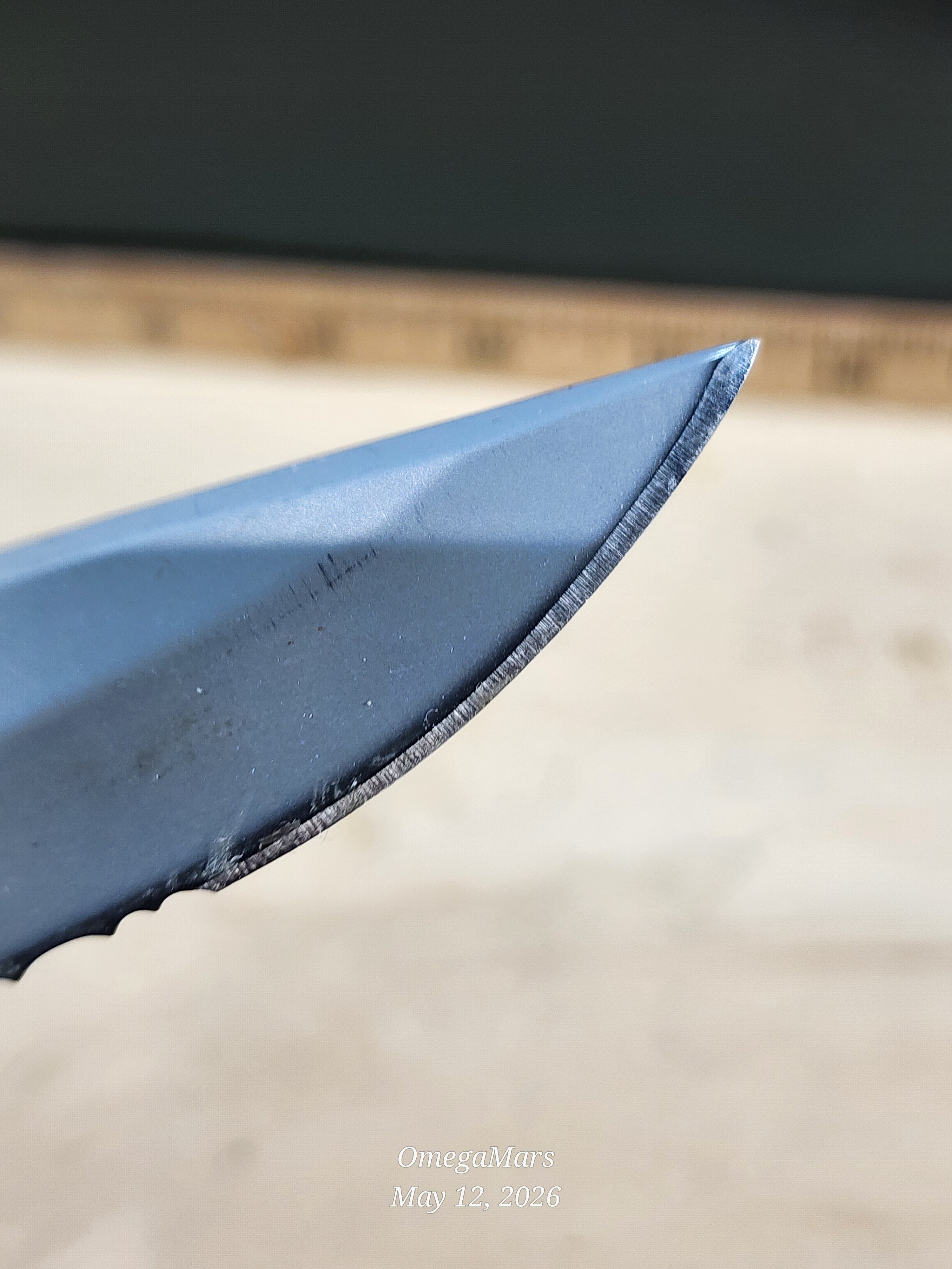 Gerber E-Z Out Skeleton Serrated/Plain - E-Z Out Junior Serrated/Plain. E-Z Out DPSF