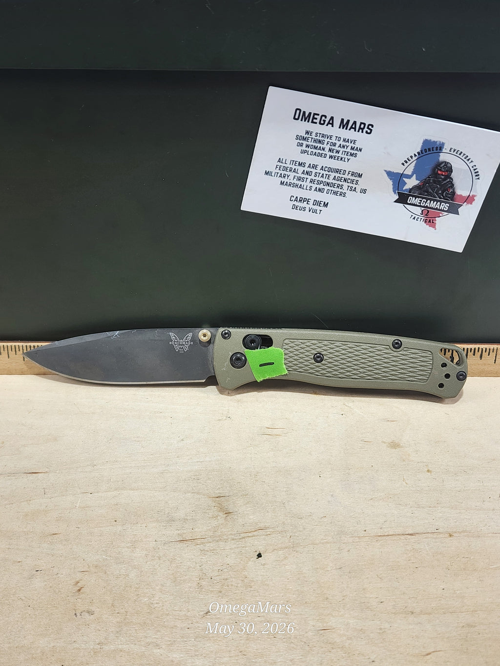 BENCHMADE 535 Bugout S30V - Light Usage - Dirty #1