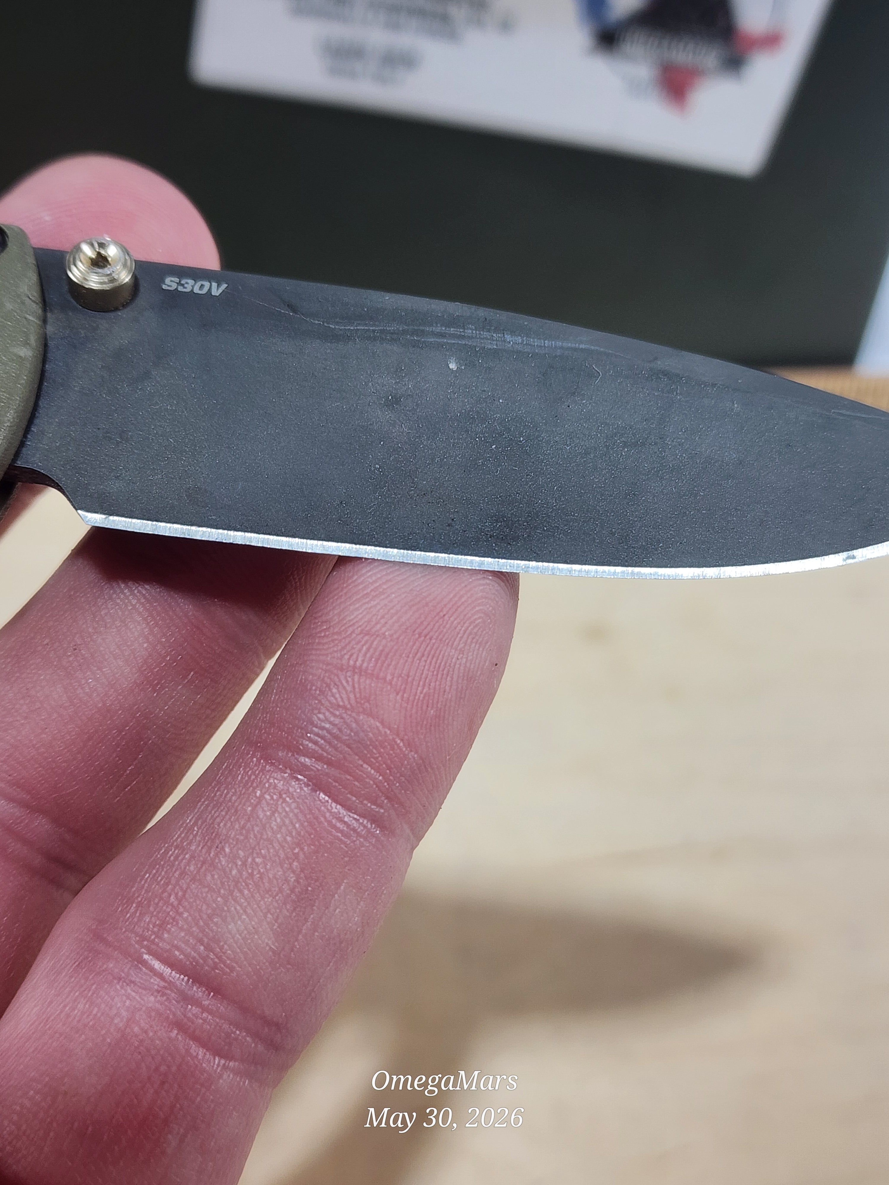 BENCHMADE 535 Bugout S30V - Light Usage - Dirty #2