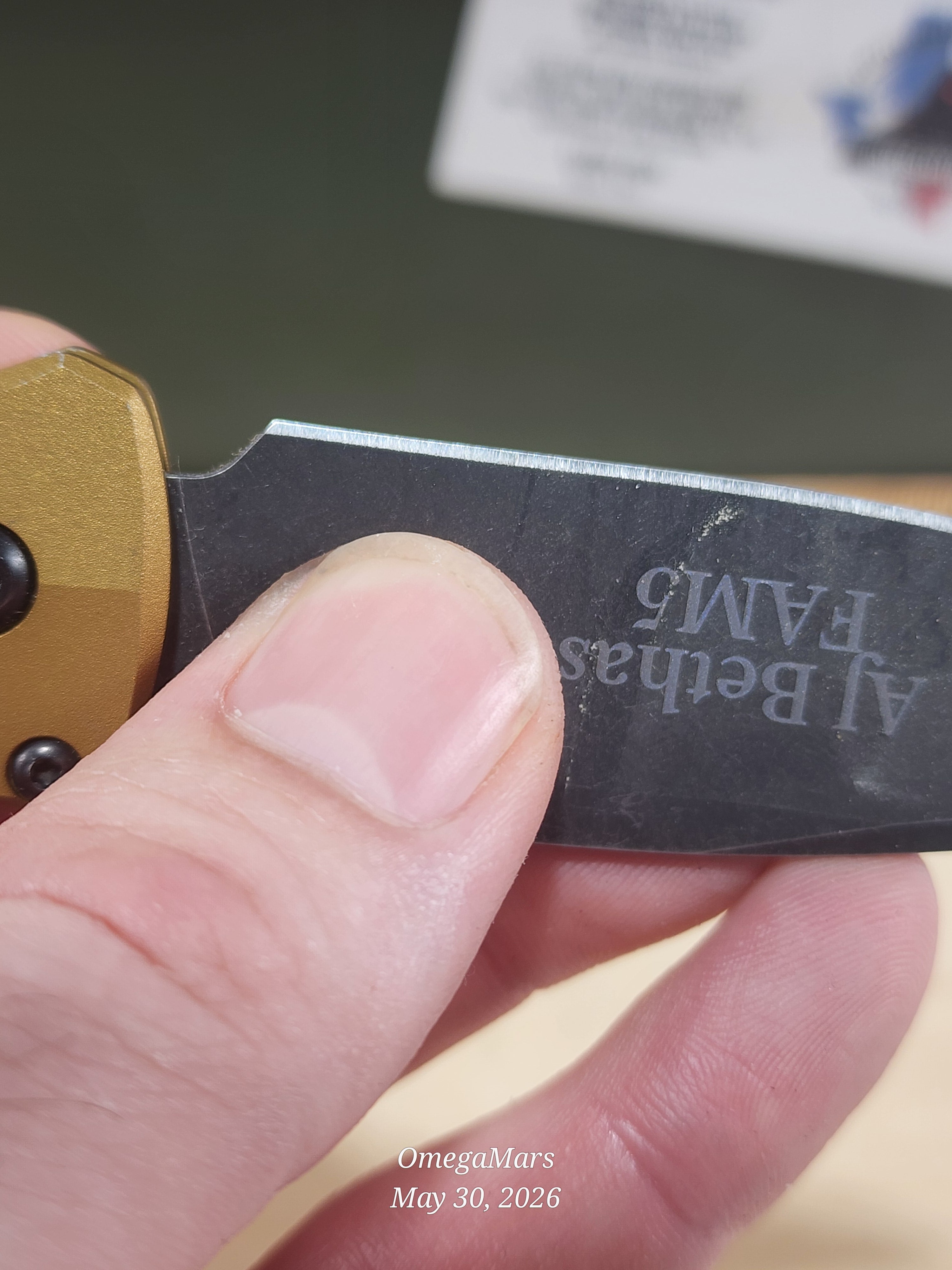 BENCHMADE 535 Bugout M390 Burnt Brass - Light Usage - Dirty #9