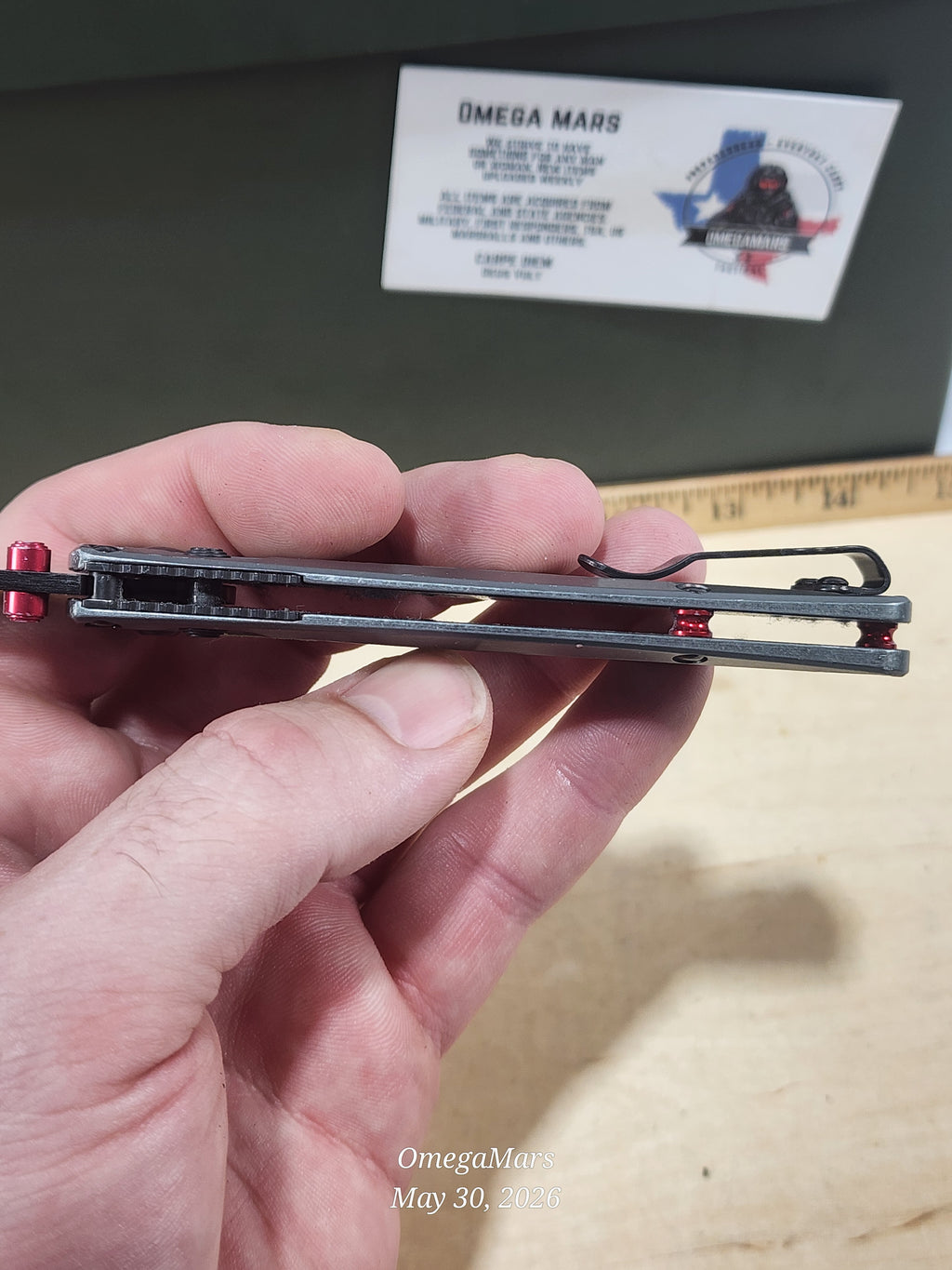 BENCHMADE 535 Bugout M390 - Light Usage - Dirty #10