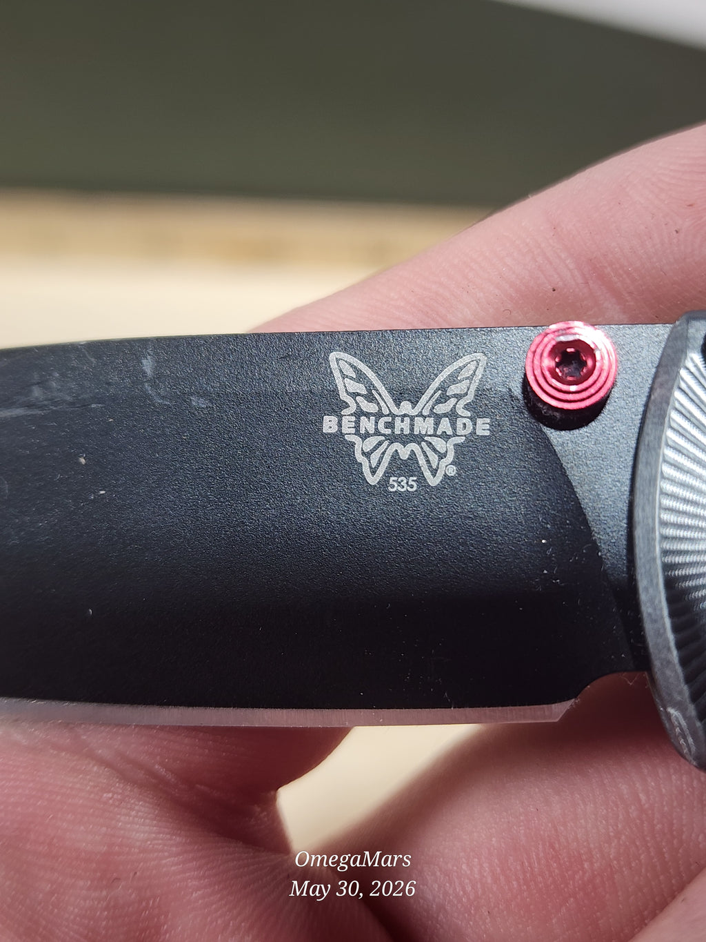 BENCHMADE 535 Bugout M390 - Light Usage - Dirty #10