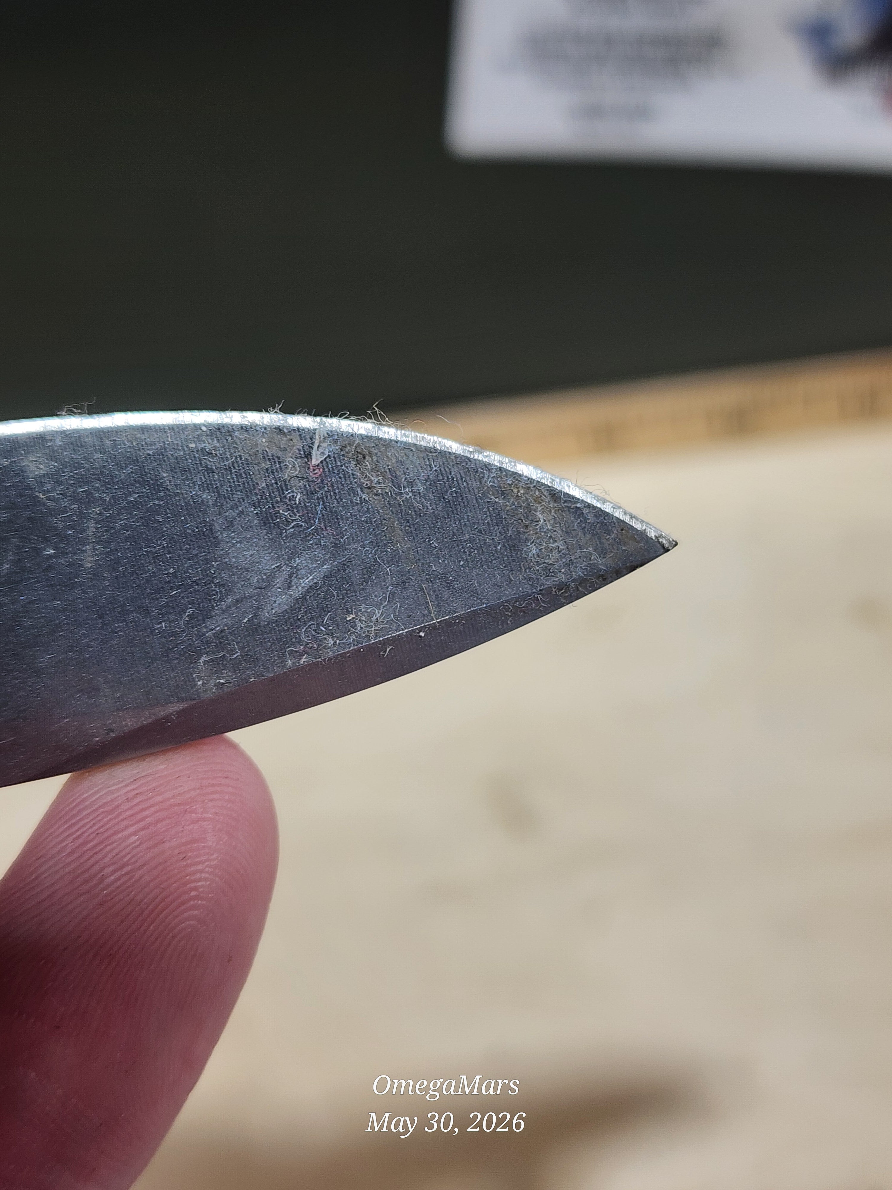 BENCHMADE 533 Mini Bugout Carbon Fiber S90V - Light Usage - Dirty #11