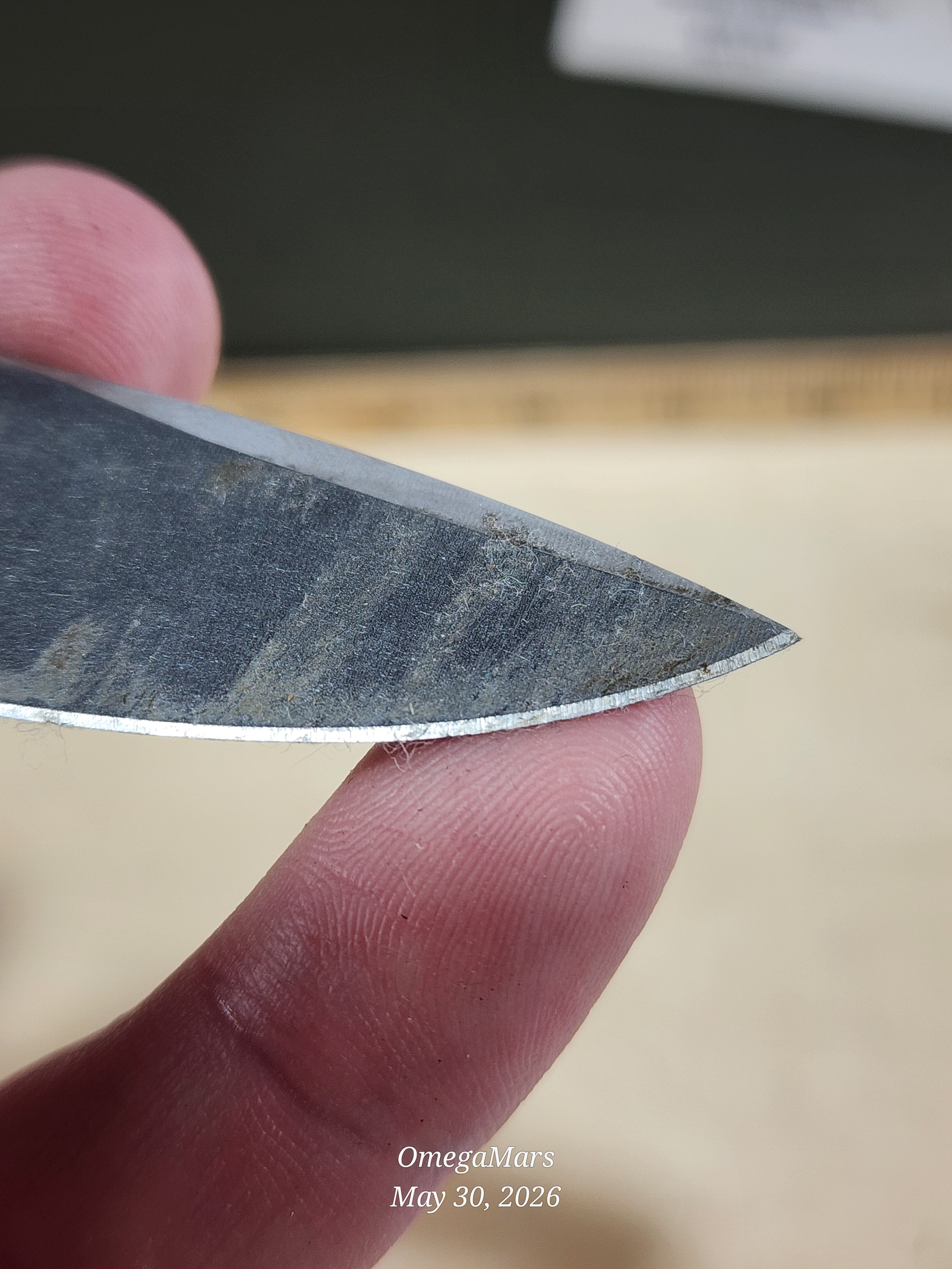 BENCHMADE 533 Mini Bugout Carbon Fiber S90V - Light Usage - Dirty #11