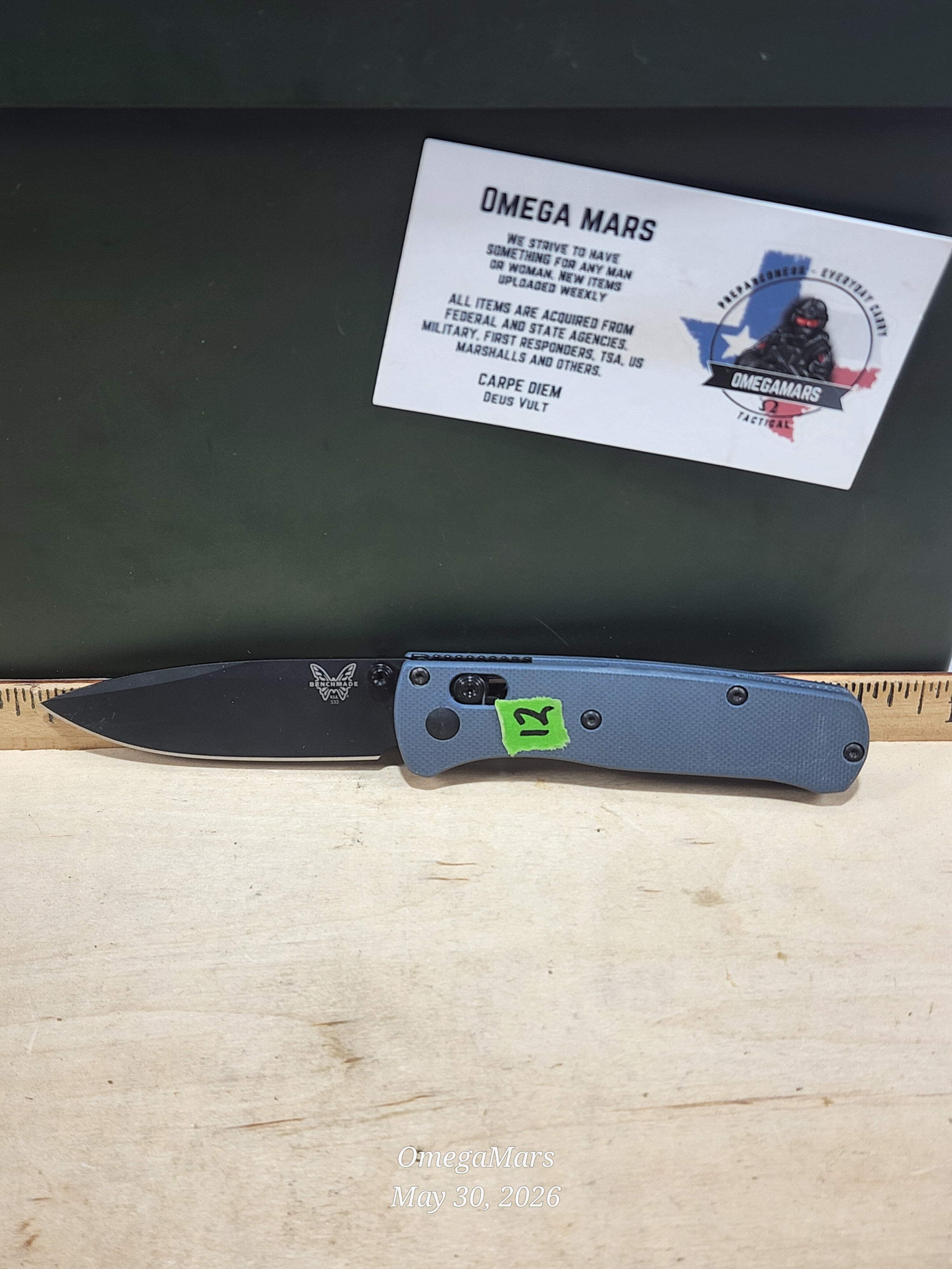 BENCHMADE 533 Mini Bugout S30V - Light Usage - Dirty #12