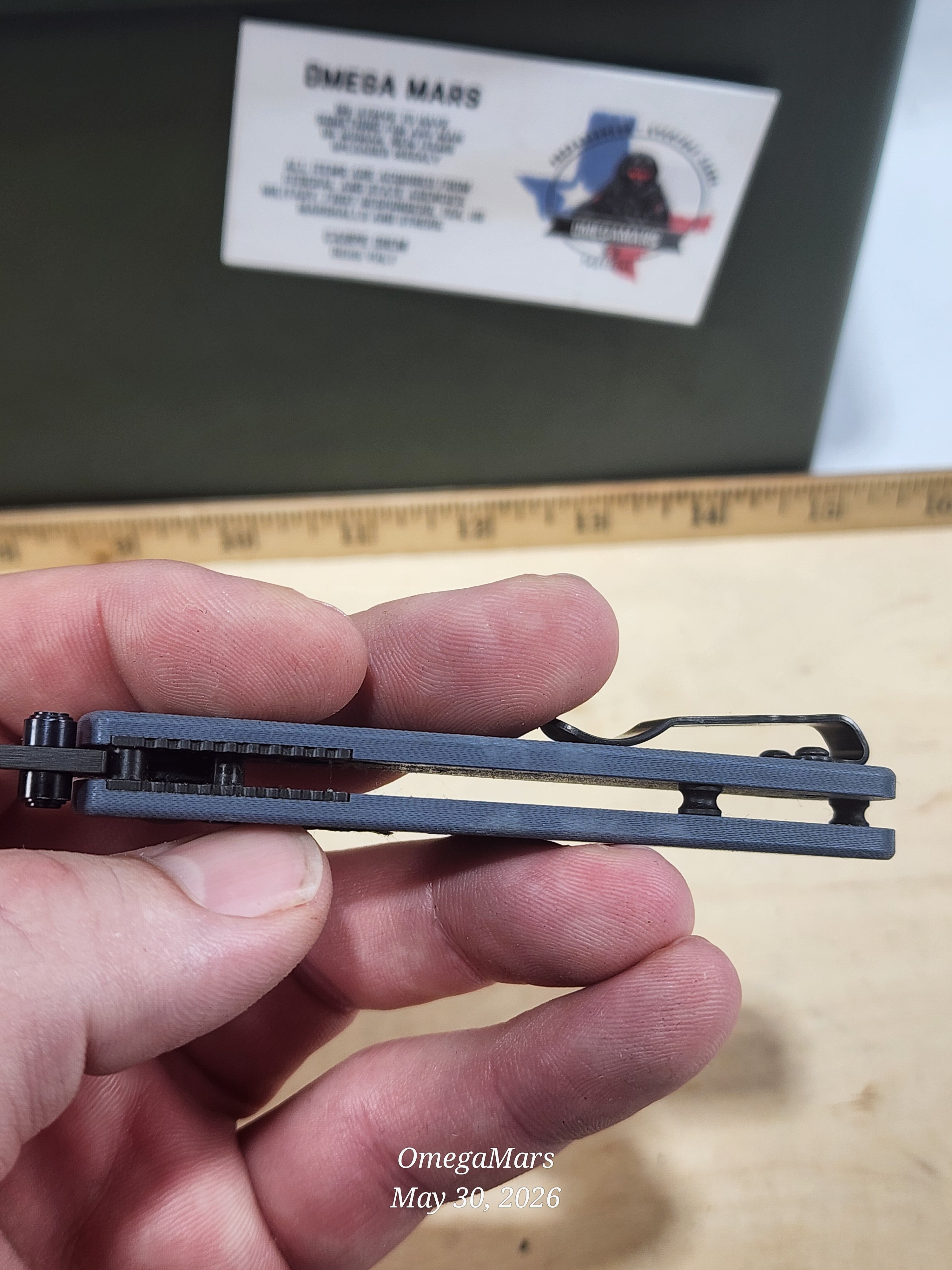 BENCHMADE 533 Mini Bugout S30V - Light Usage - Dirty #12