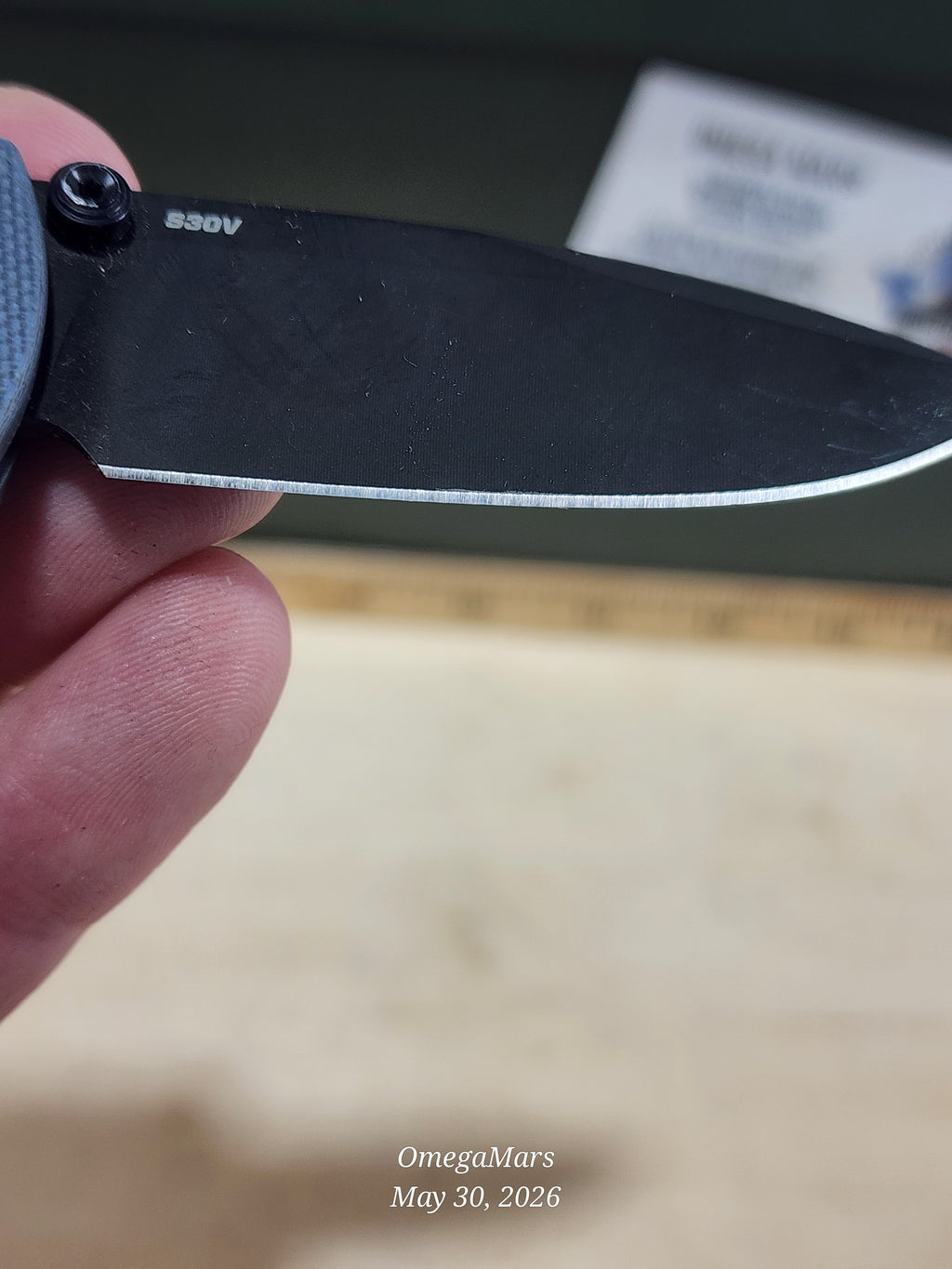 BENCHMADE 533 Mini Bugout S30V - Light Usage - Dirty #12