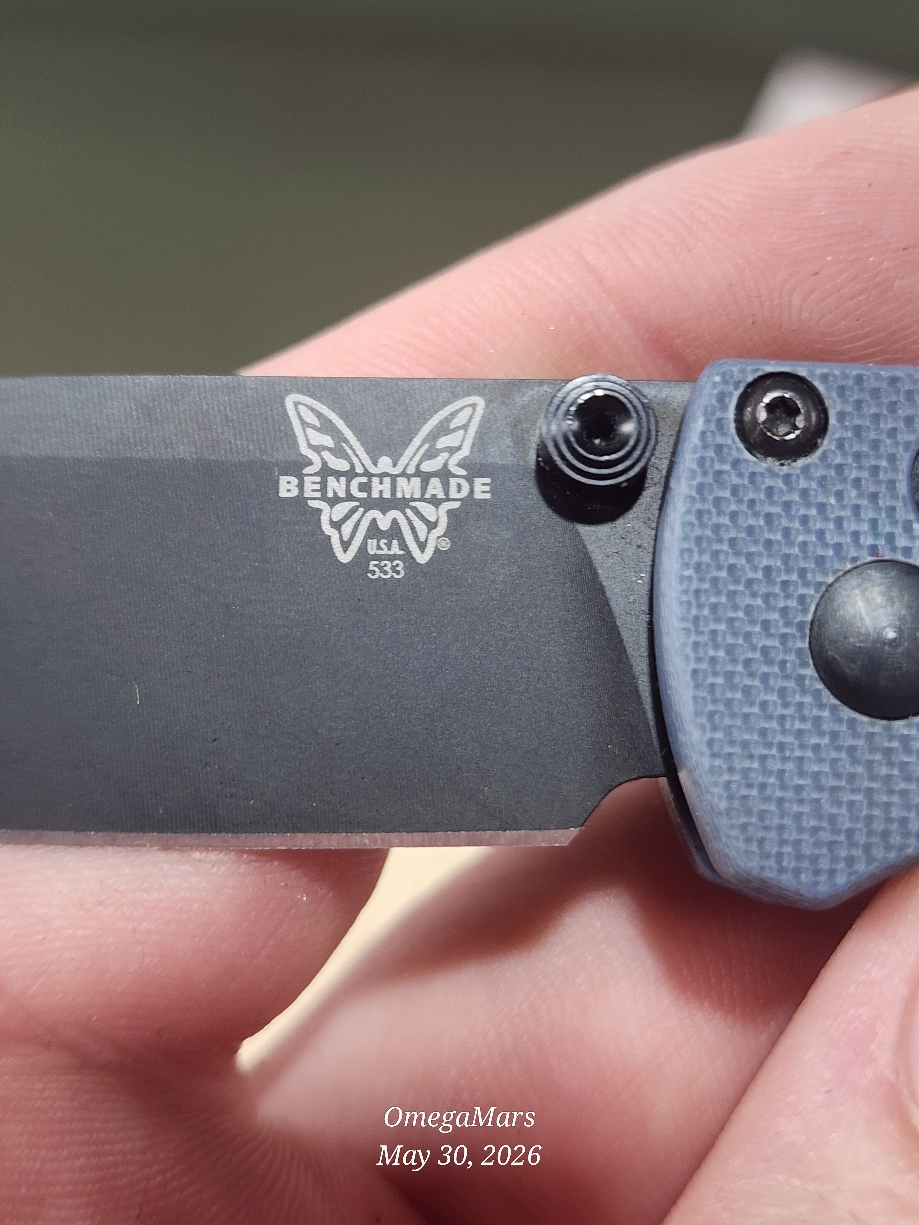 BENCHMADE 533 Mini Bugout S30V - Light Usage - Dirty #12