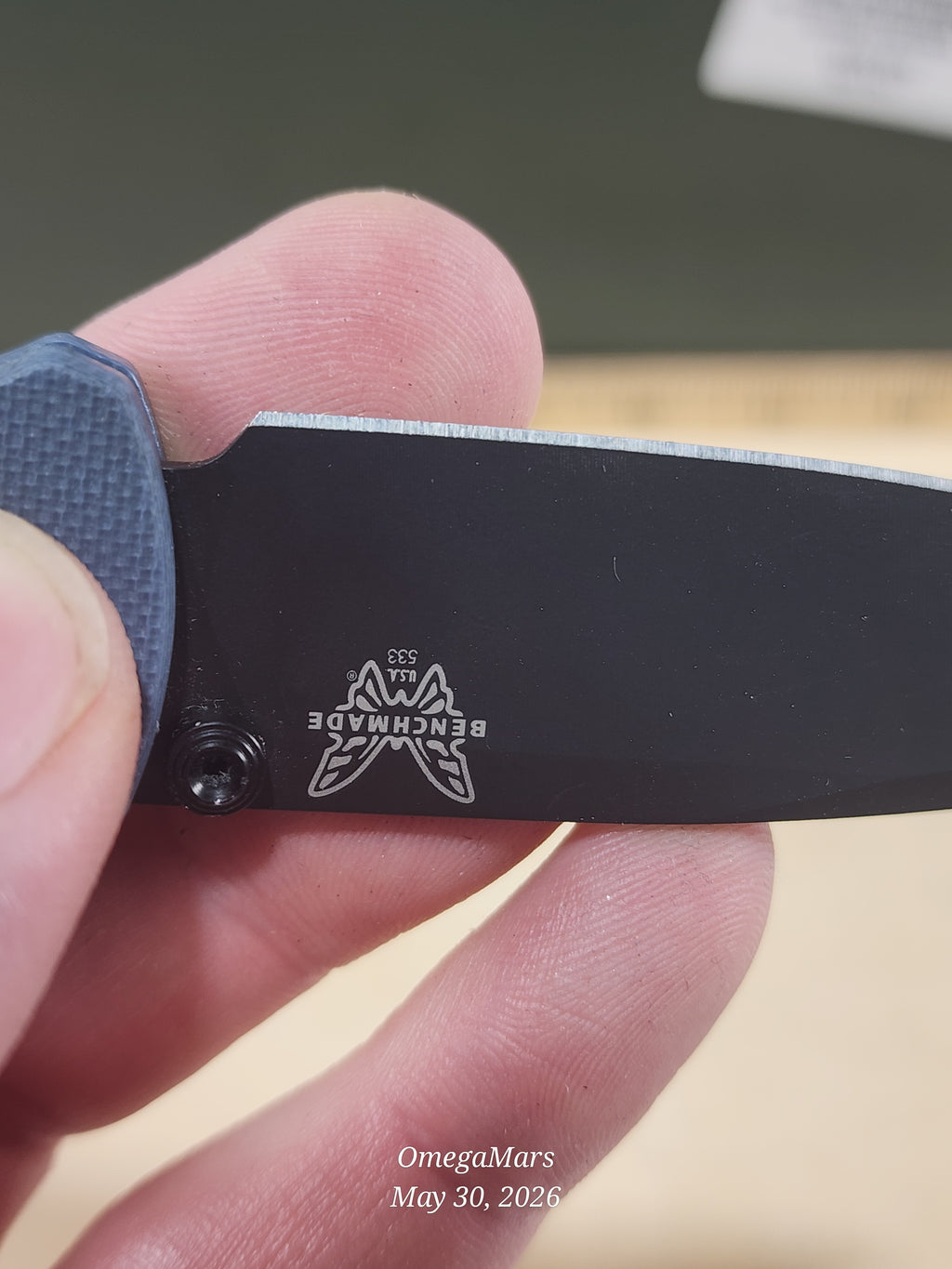 BENCHMADE 533 Mini Bugout S30V - Light Usage - Dirty #12