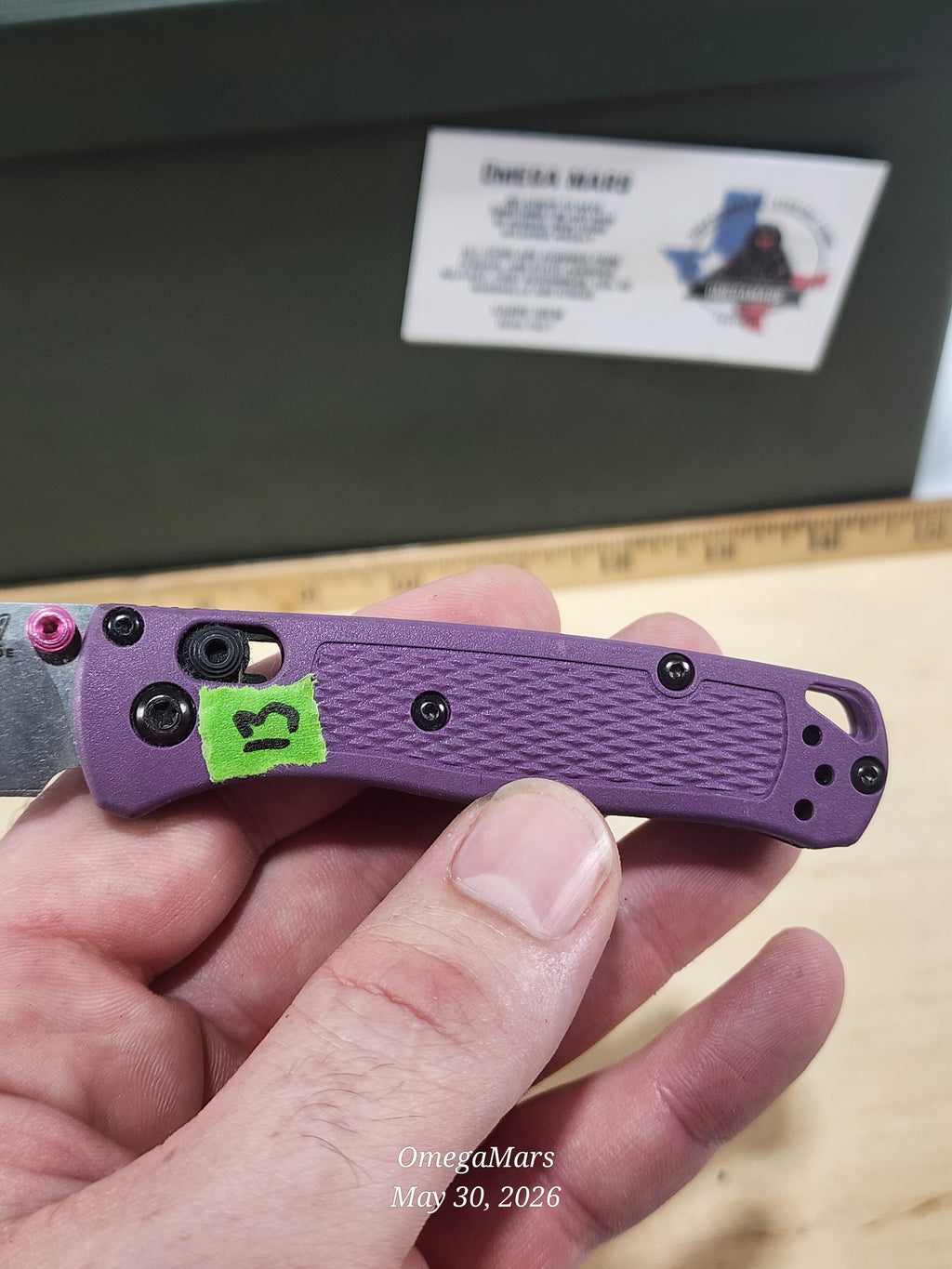 BENCHMADE 533 Mini Bugout S30V - Light Usage - Dirty #13