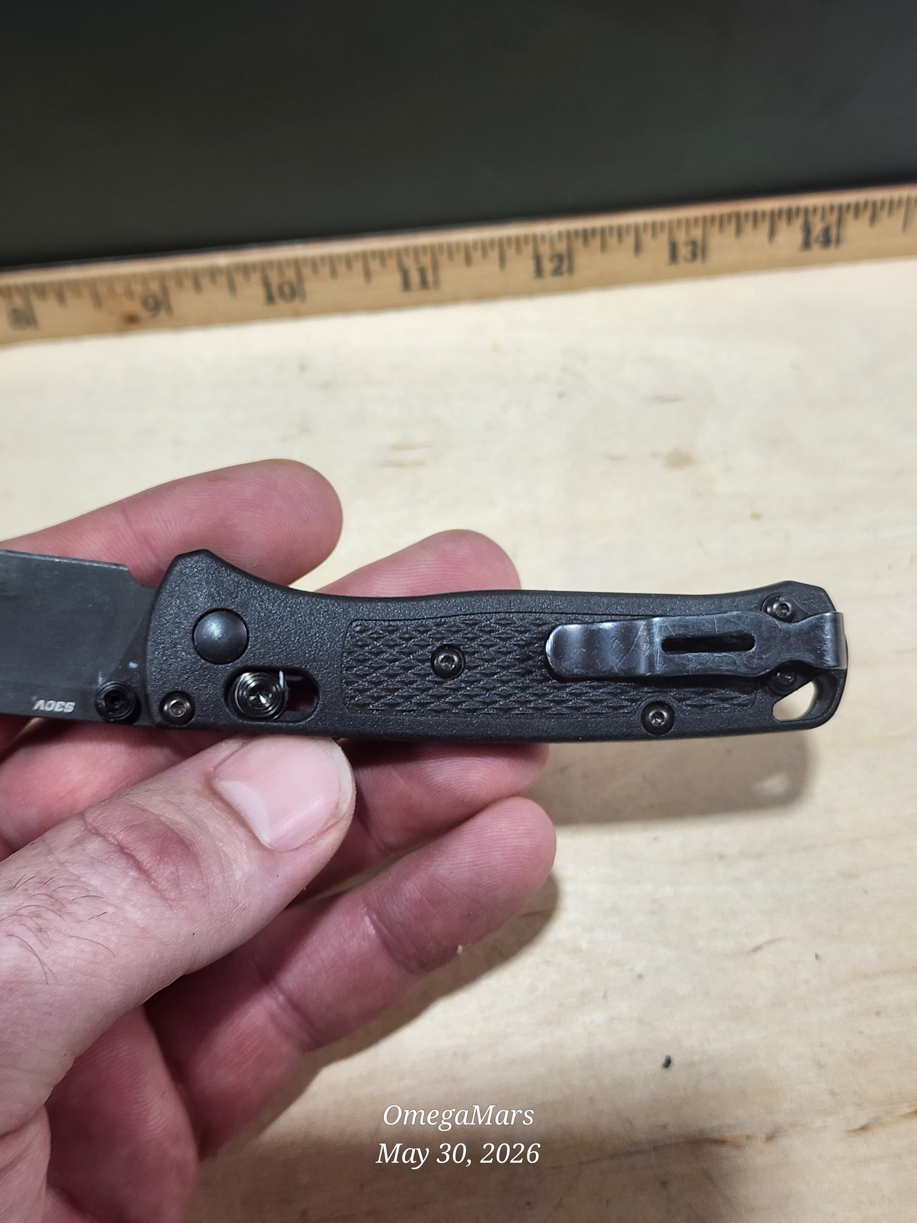 BENCHMADE 533 Mini Bugout S30V - Light Usage - Dirty #14