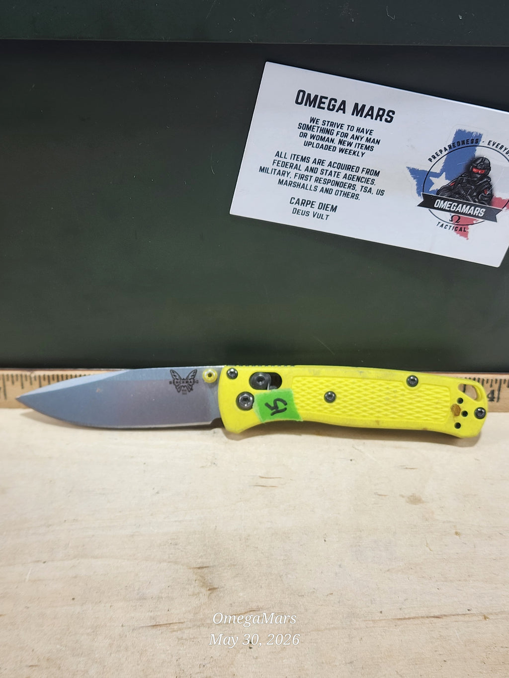 BENCHMADE 533 Mini Bugout S30V - Light Usage - Dirty #15