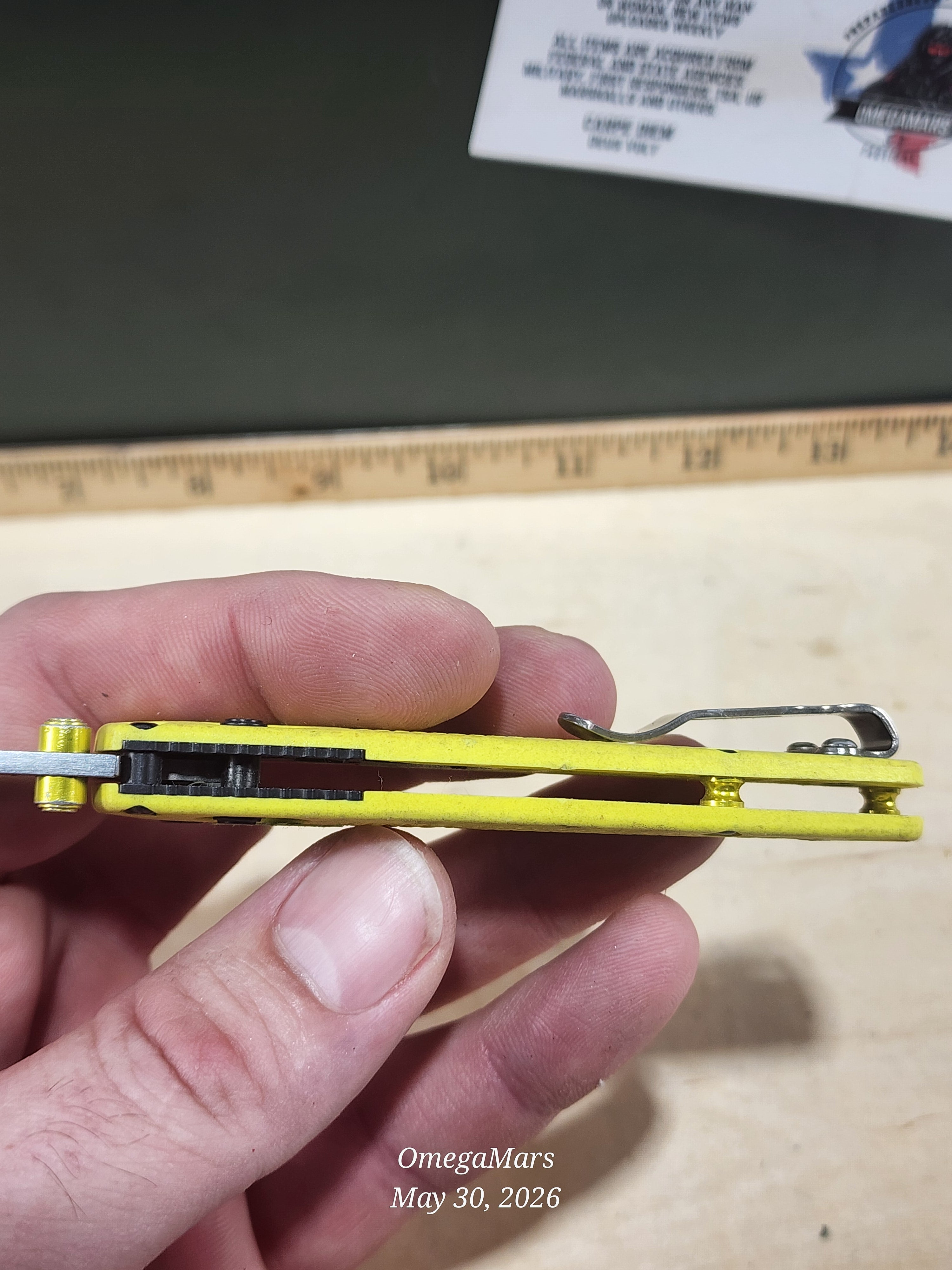 BENCHMADE 533 Mini Bugout S30V - Light Usage - Dirty #15