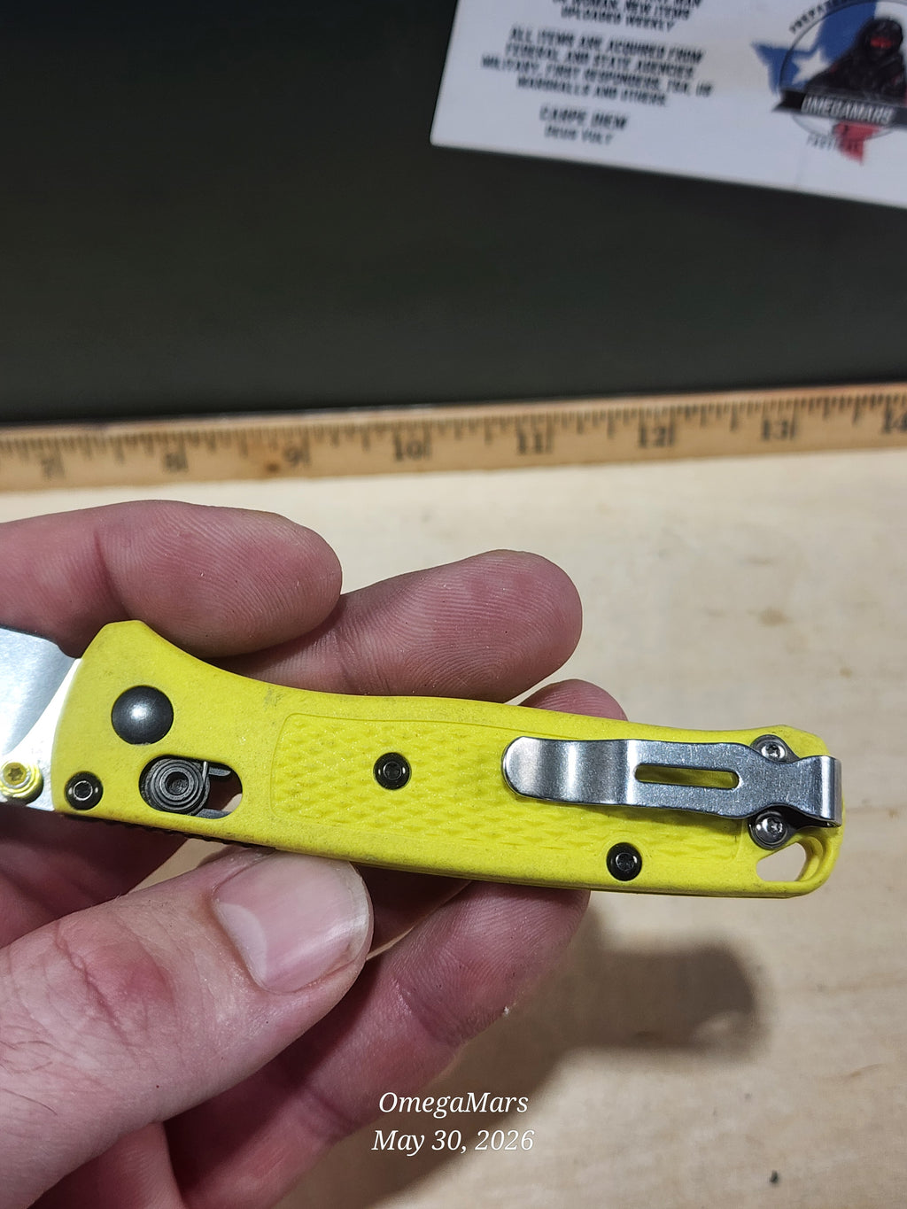 BENCHMADE 533 Mini Bugout S30V - Light Usage - Dirty #15
