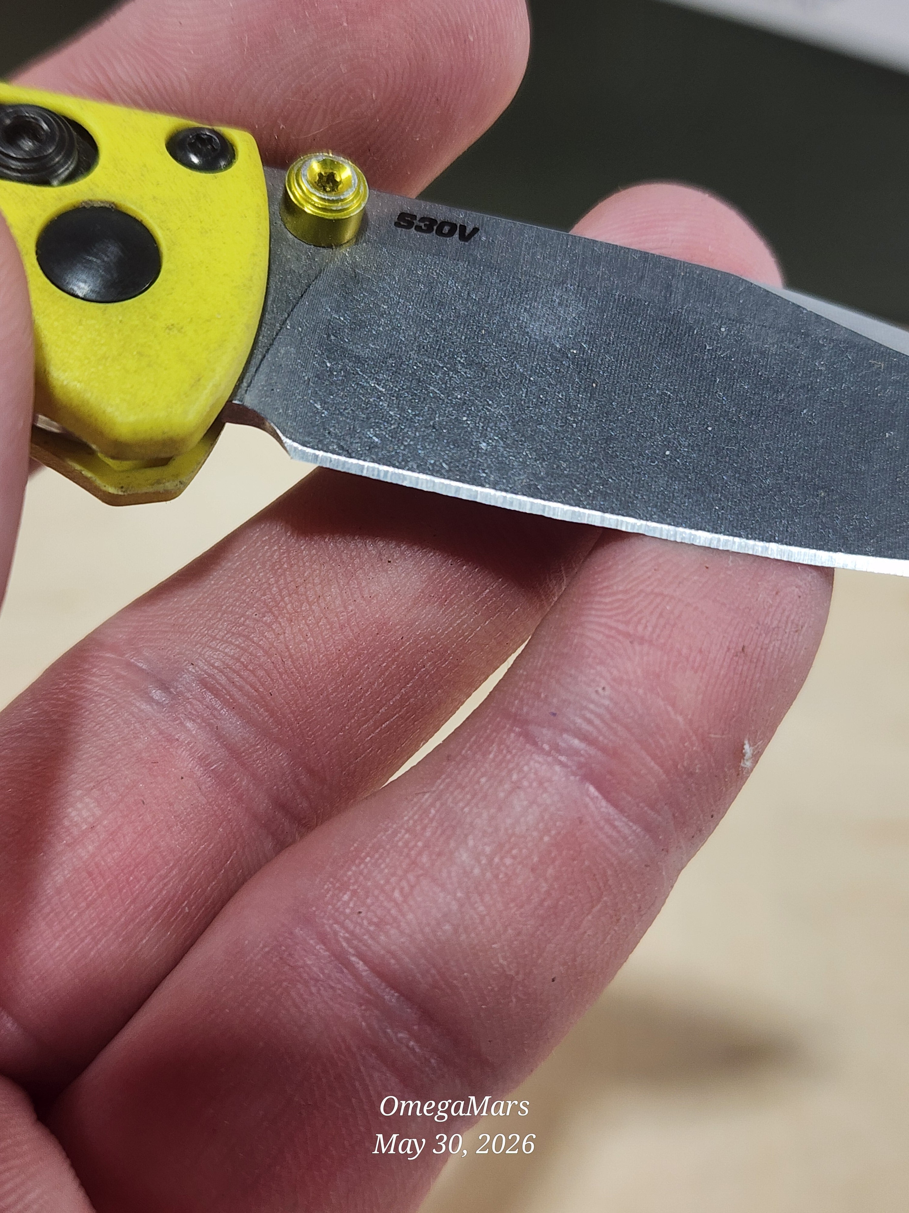 BENCHMADE 533 Mini Bugout S30V - Light Usage - Dirty #15