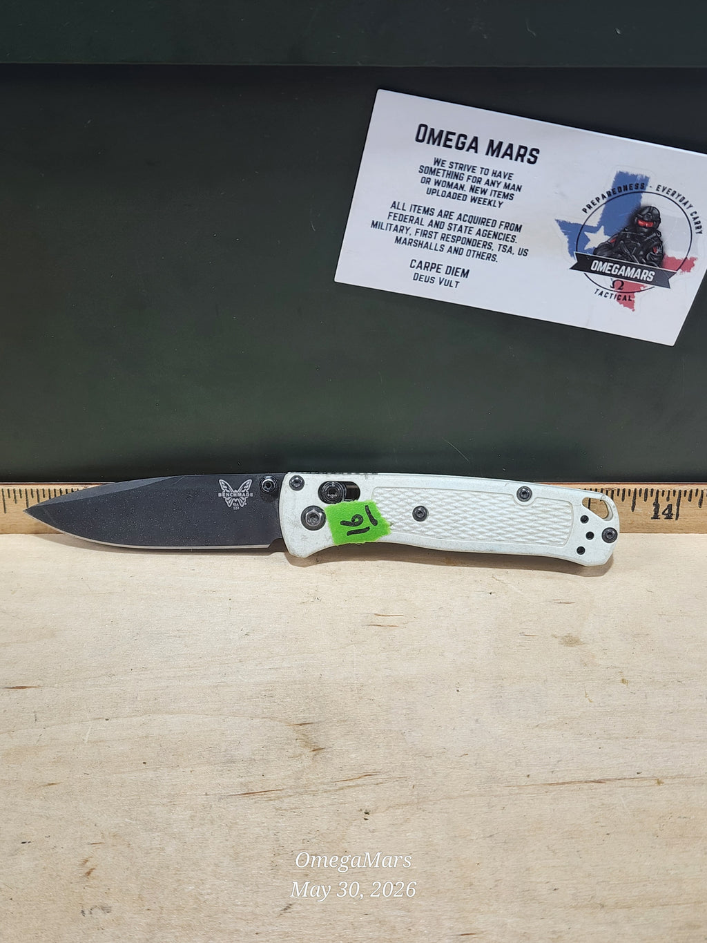 BENCHMADE 533 Mini Bugout S30V - Light Usage - Dirty #16