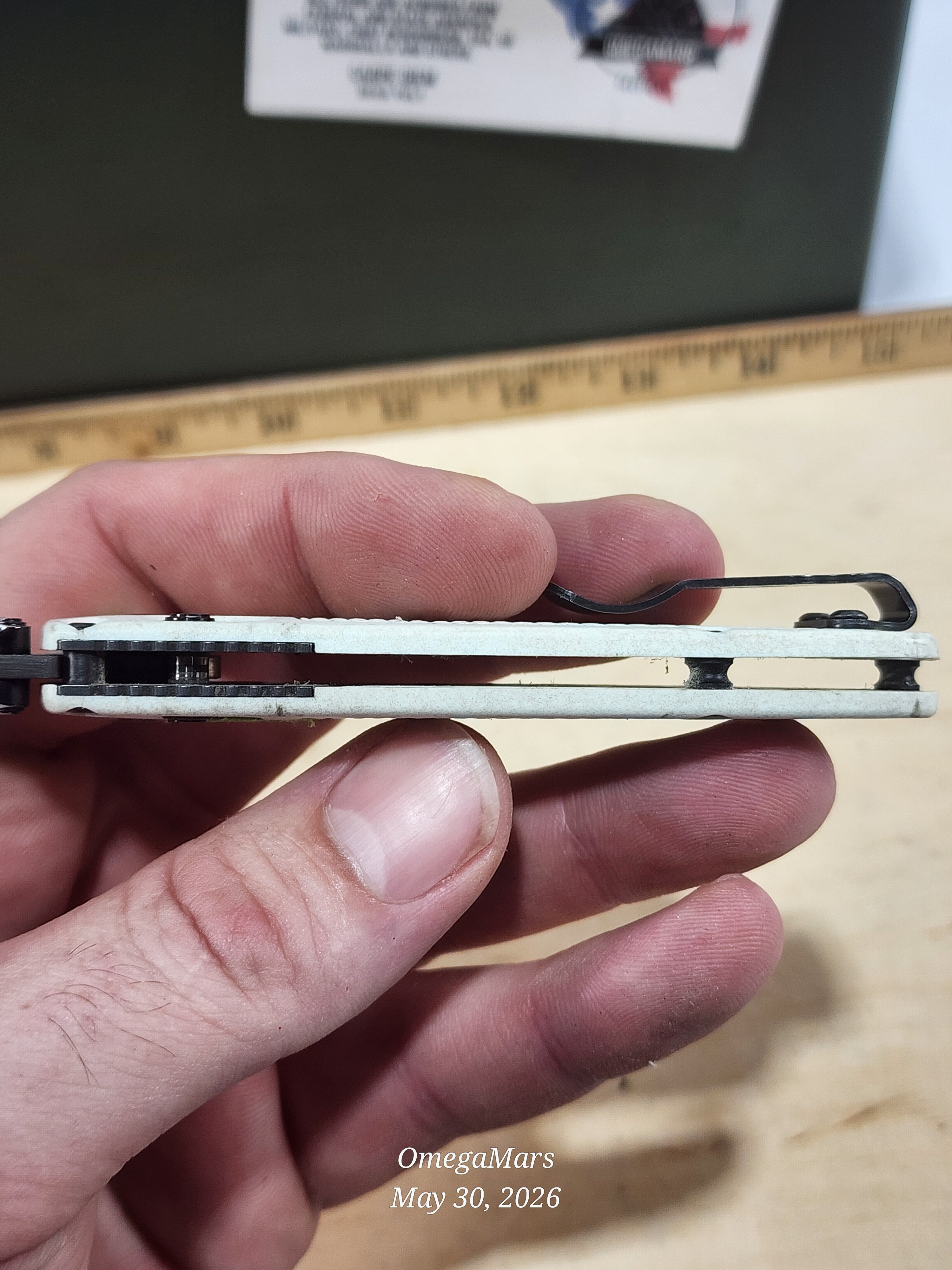 BENCHMADE 533 Mini Bugout S30V - Light Usage - Dirty #16