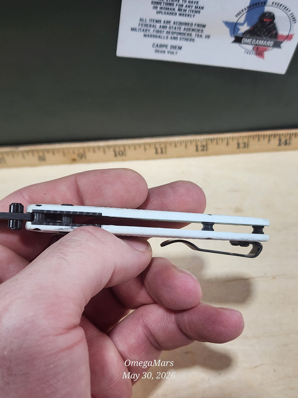 BENCHMADE 533 Mini Bugout S30V - Light Usage - Dirty #17