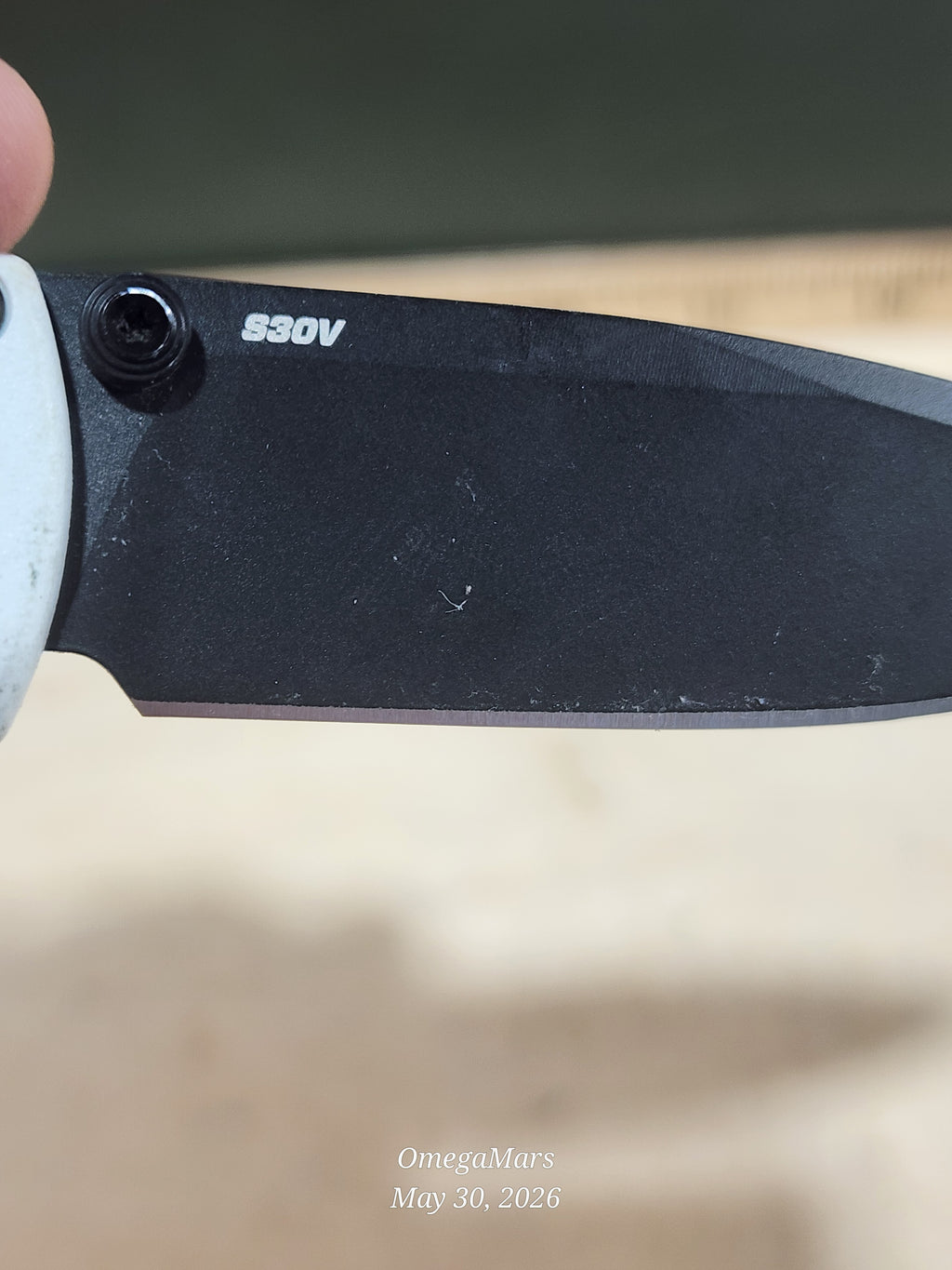 BENCHMADE 533 Mini Bugout S30V - Light Usage - Dirty #17